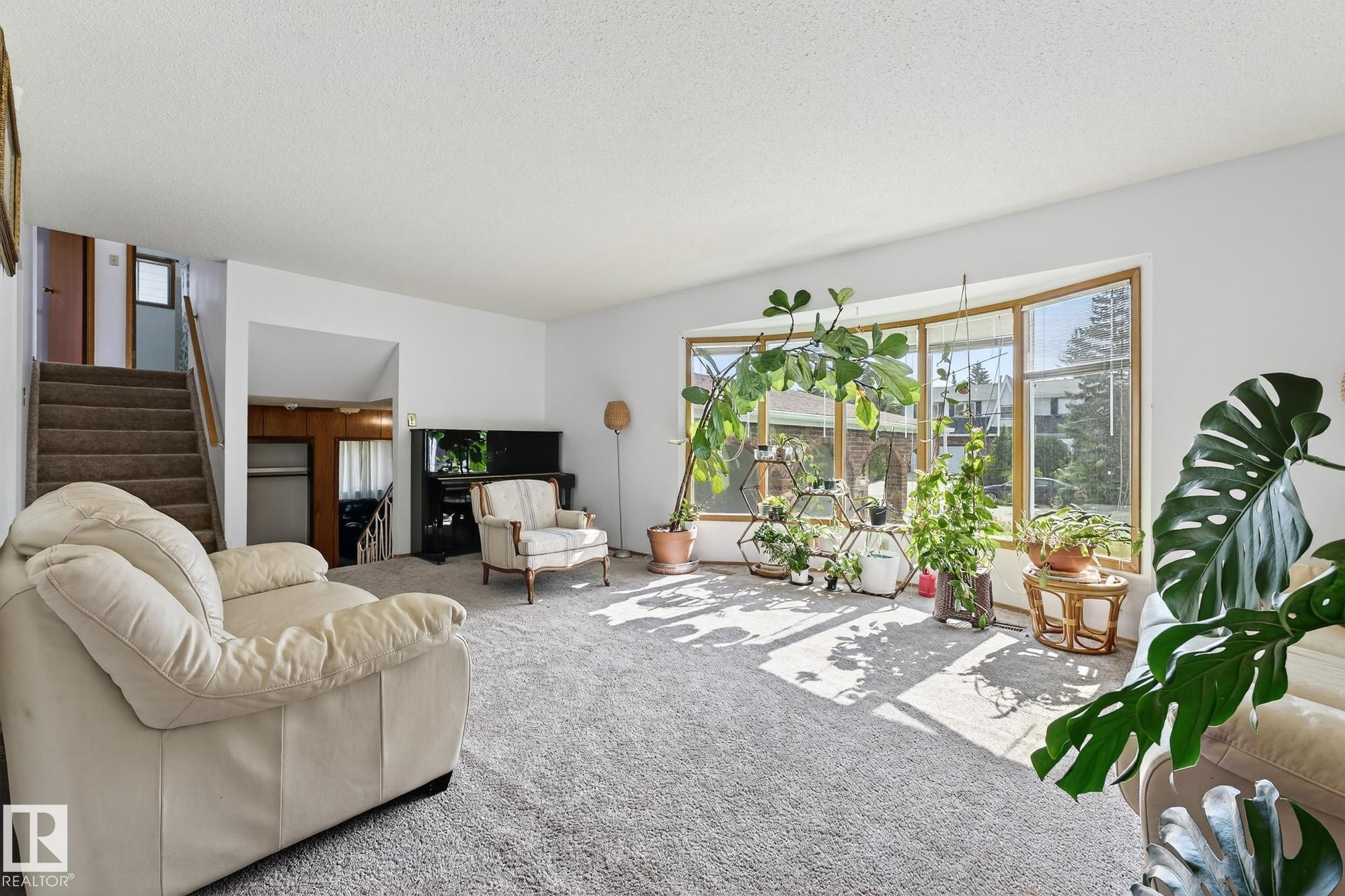 3310 113A Street, Edmonton, AB - Indoor