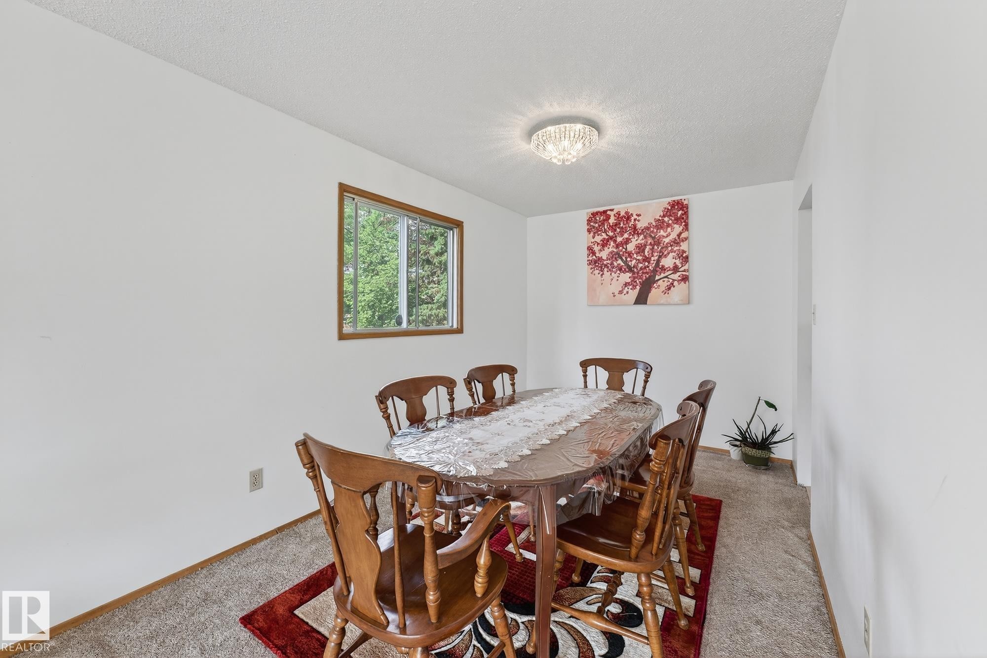 3310 113A Street, Edmonton, AB - Indoor Photo Showing Dining Room