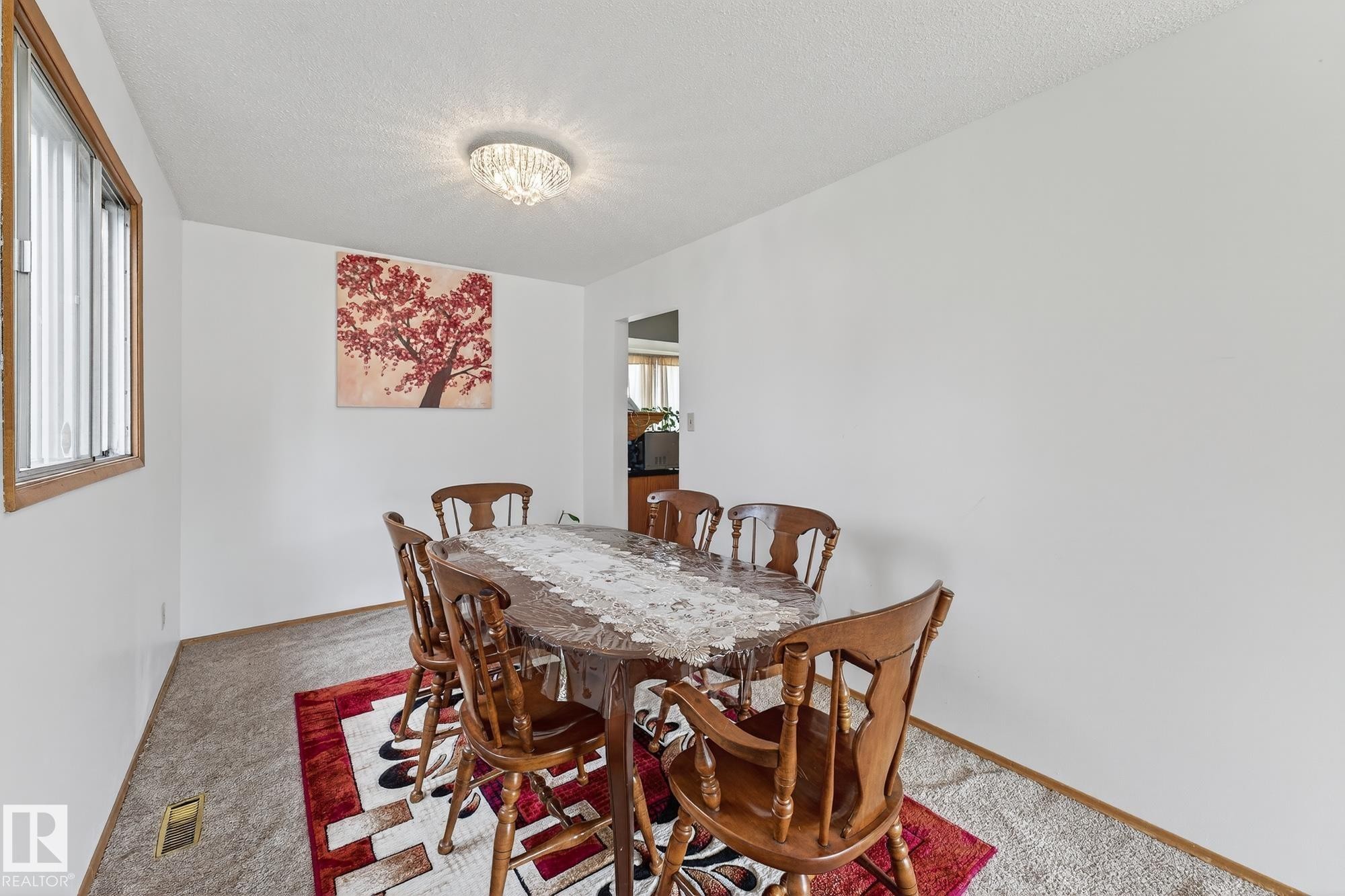 3310 113A Street, Edmonton, AB - Indoor Photo Showing Dining Room