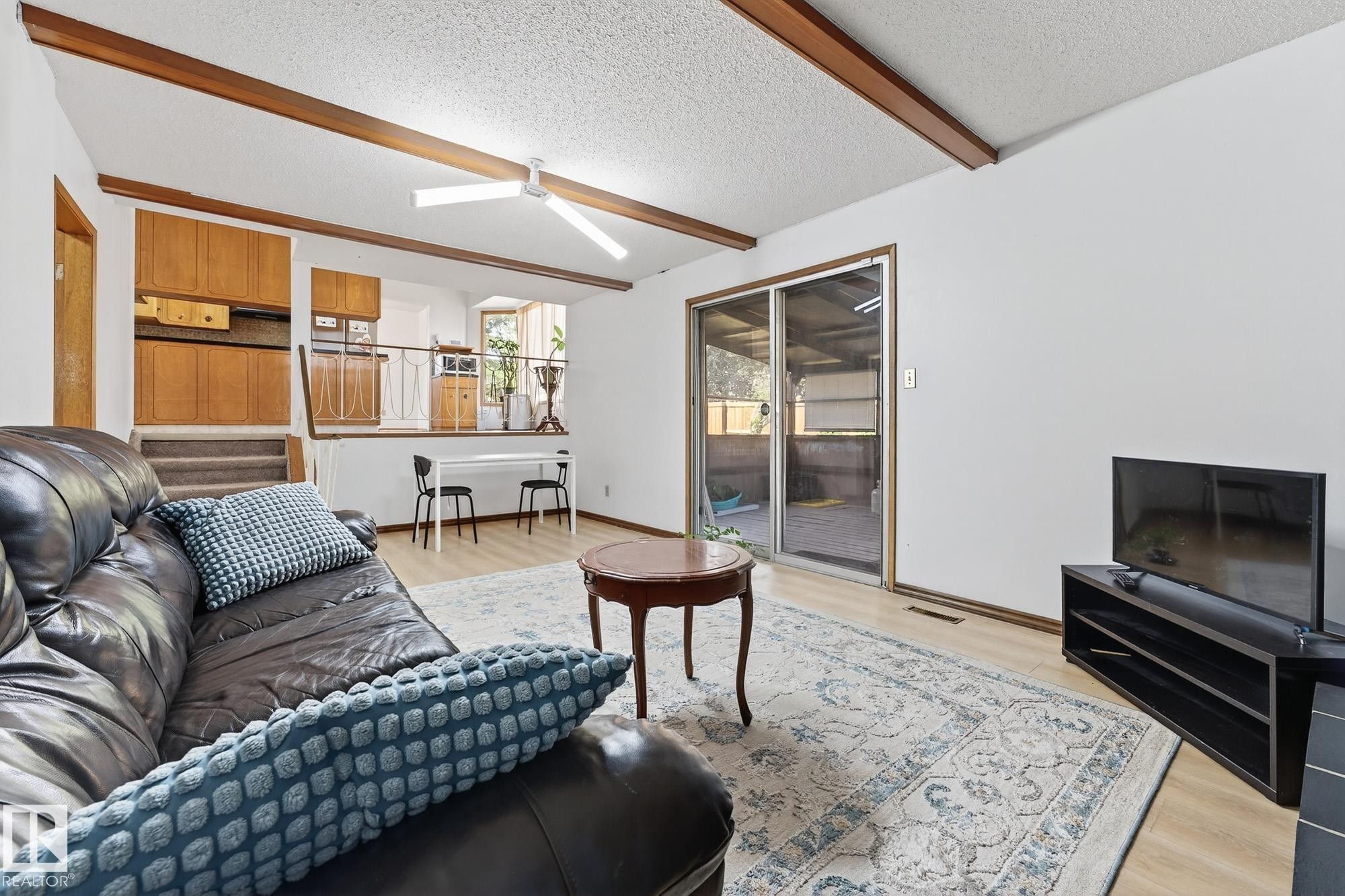 3310 113A Street, Edmonton, AB - Indoor Photo Showing Living Room