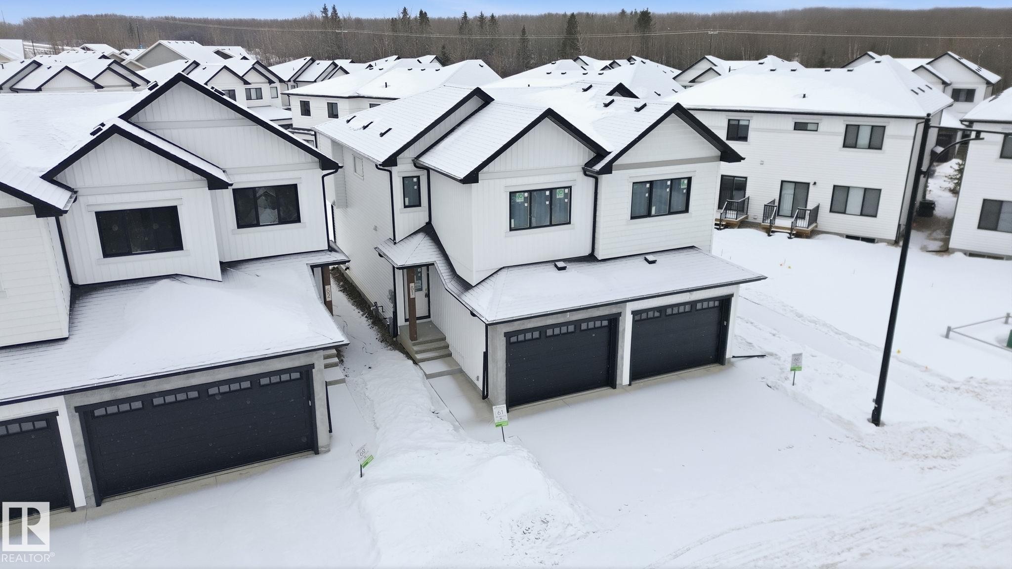 61 5122 213A Street, Edmonton, AB - Outdoor