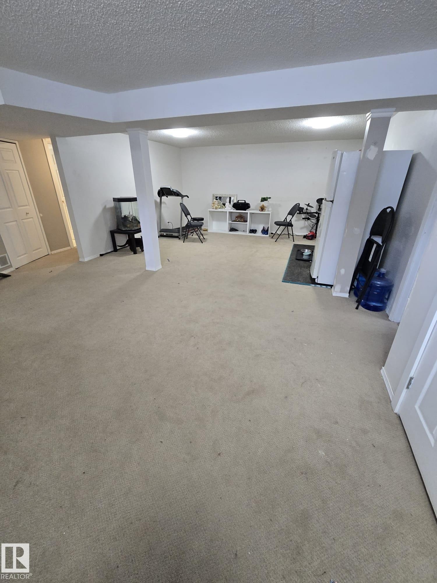 14224 78 Street, Edmonton, AB - Indoor