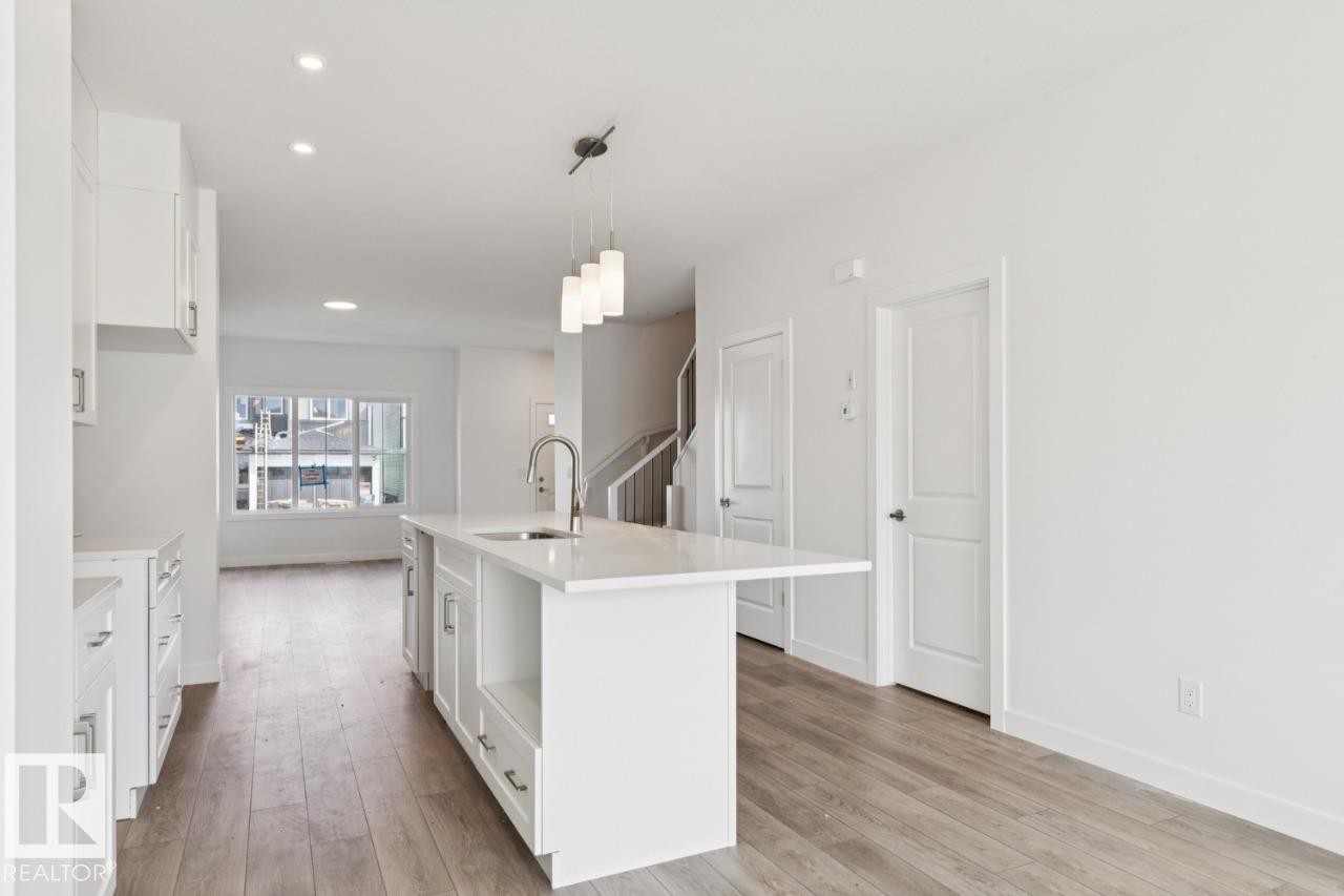 245 Wattle Road, Leduc, AB - Indoor Photo Showing Kitchen
