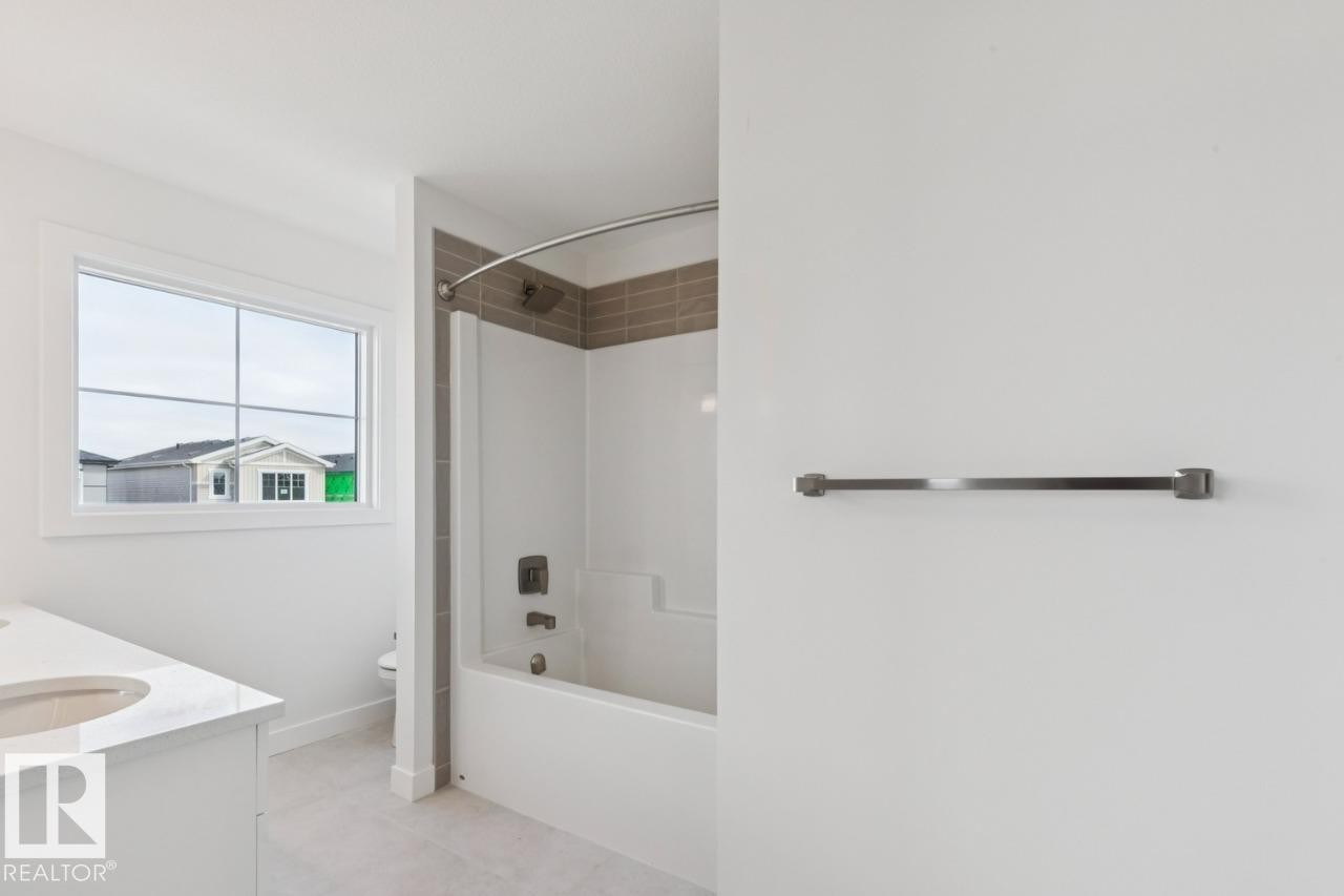 245 Wattle Road, Leduc, AB - Indoor Photo Showing Bathroom