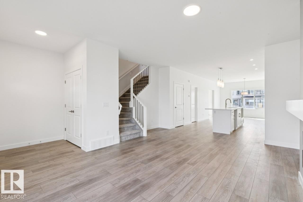 245 Wattle Road, Leduc, AB - Indoor