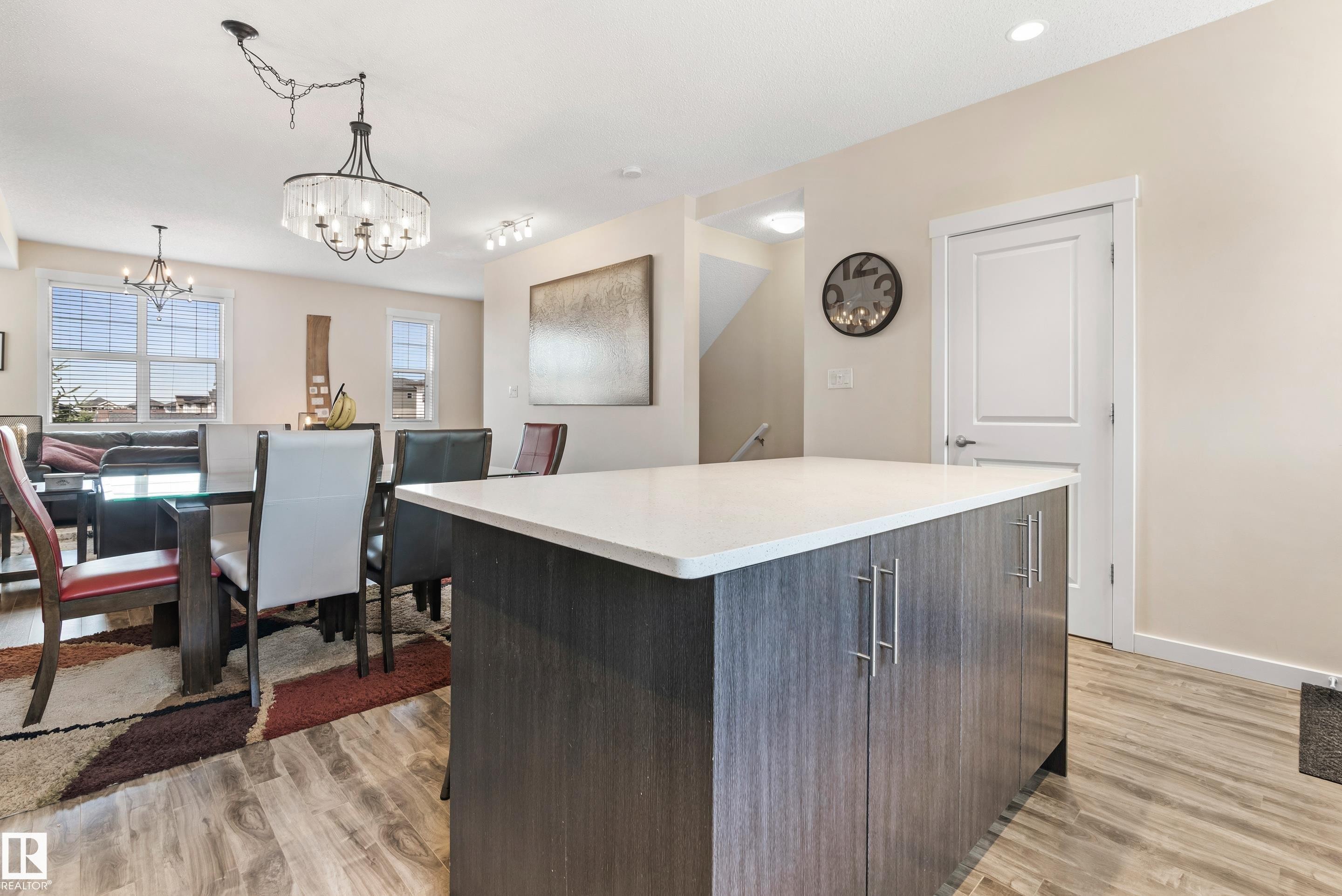 43 903 Crystallina Nera Way, Edmonton, AB - Indoor Photo Showing Dining Room