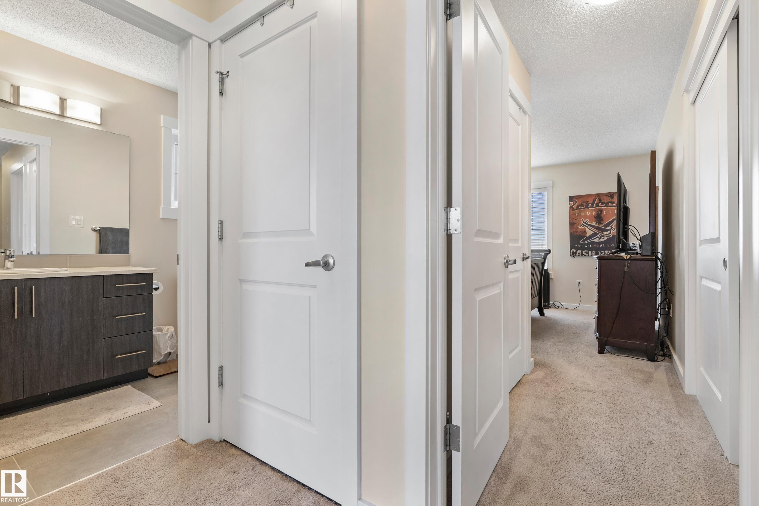 43 903 Crystallina Nera Way, Edmonton, AB - Indoor