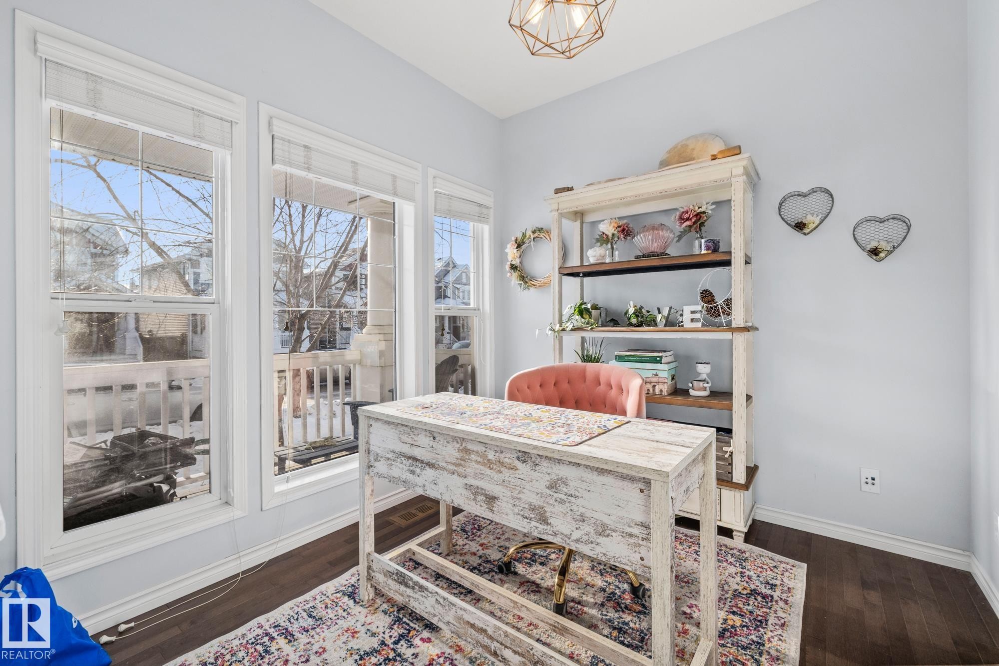 7020 22 Avenue Sw, Edmonton, AB - Indoor