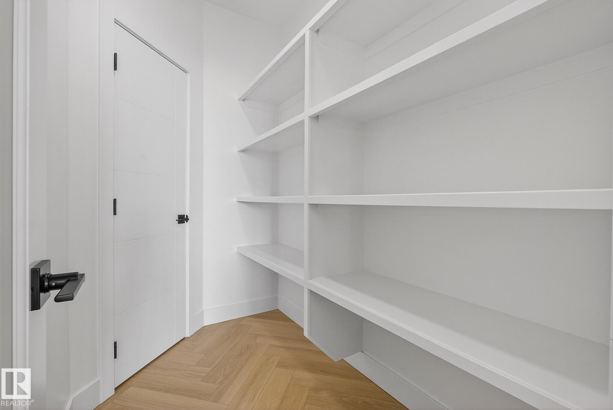 166 Caledon Crescent, Spruce Grove, AB - Indoor With Storage