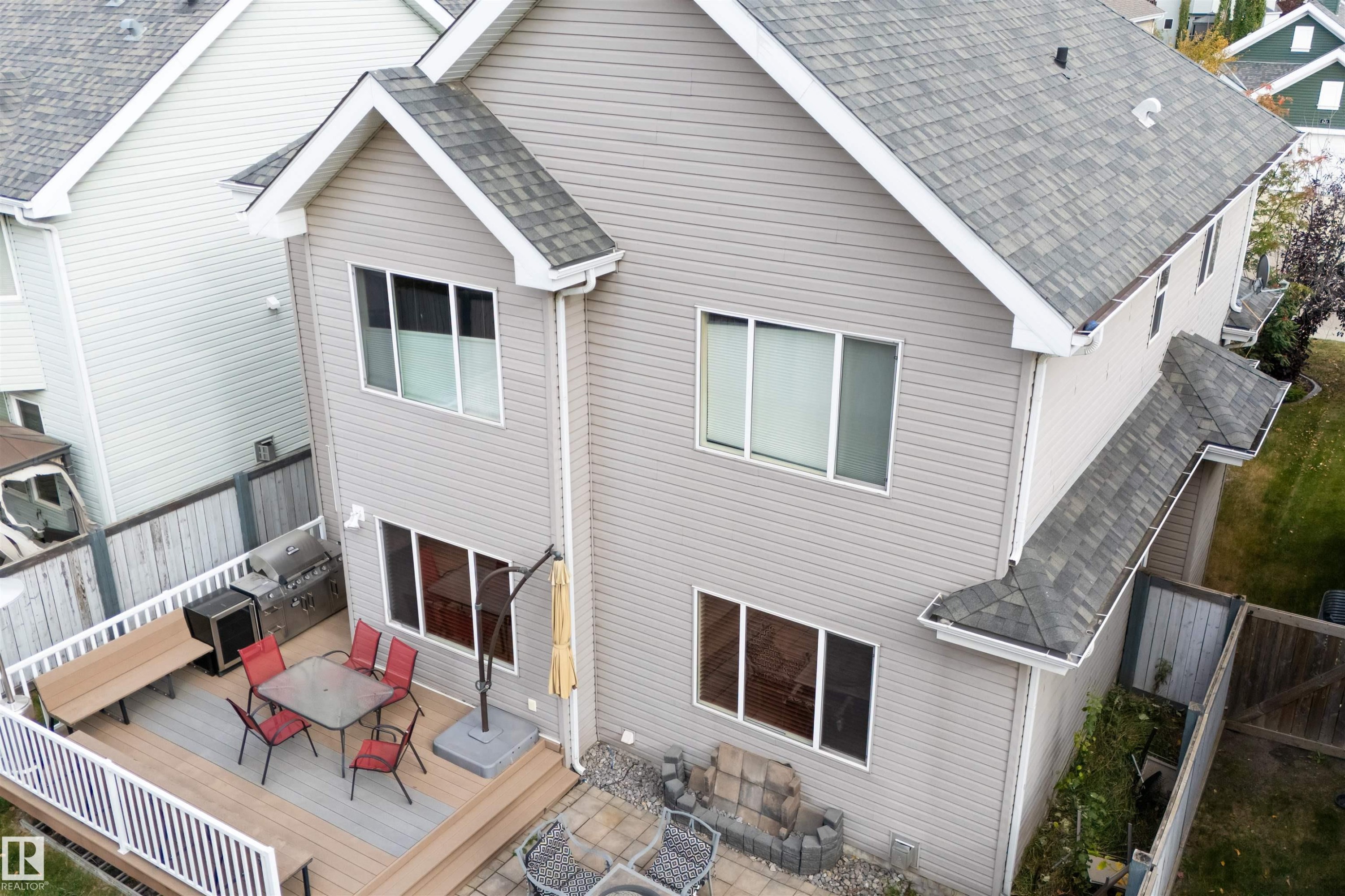 520 Stewart Crescent, Edmonton, AB - Outdoor With Exterior