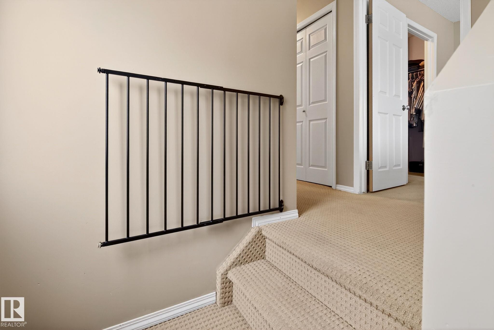 108 150 Edwards Drive, Edmonton, AB - Indoor Photo Showing Other Room