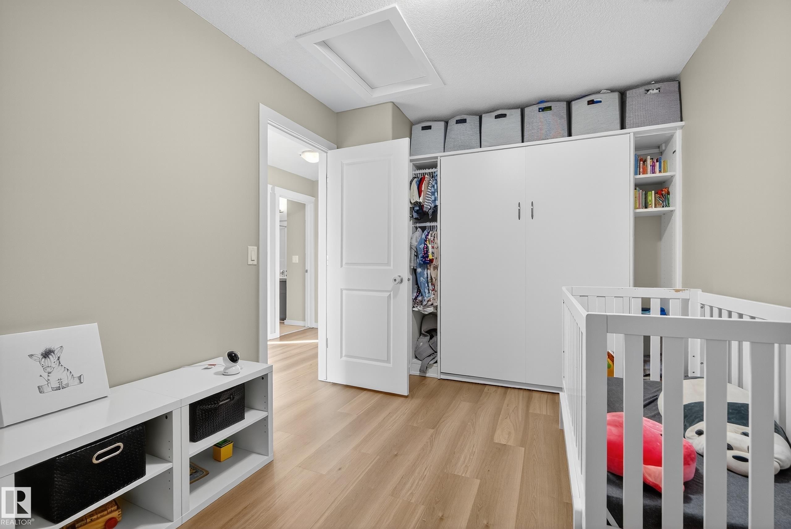 1756 63 Street, Edmonton, AB - Indoor