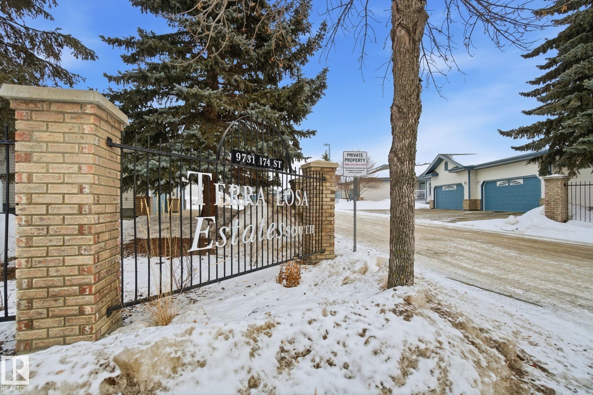 8 9731 174 Street, Edmonton, AB - Outdoor