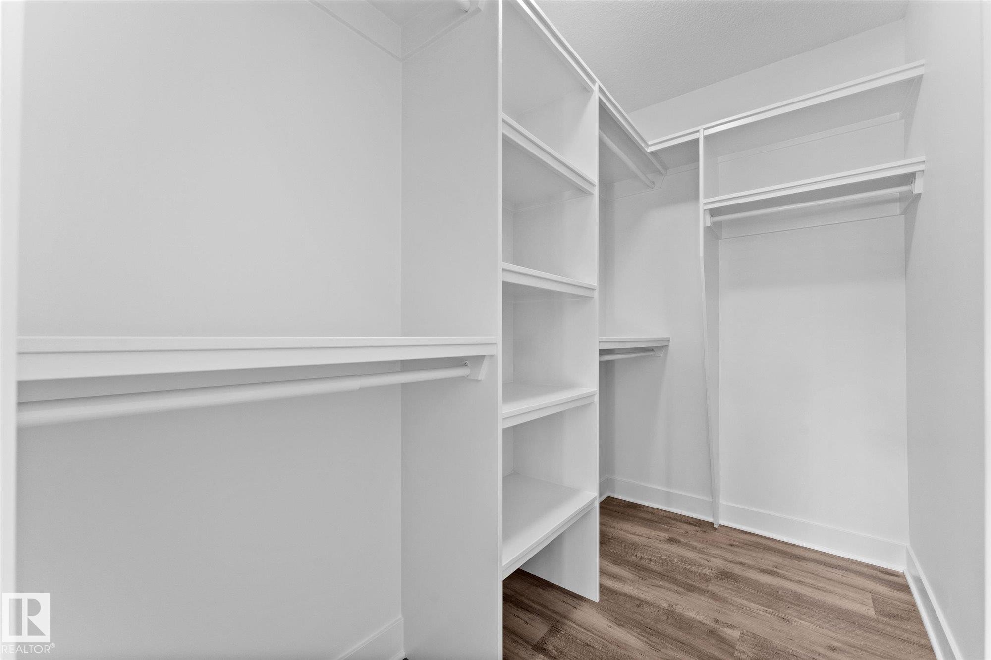 311 55504 Rr 13, Rural Lac Ste. Anne County, AB - Indoor With Storage