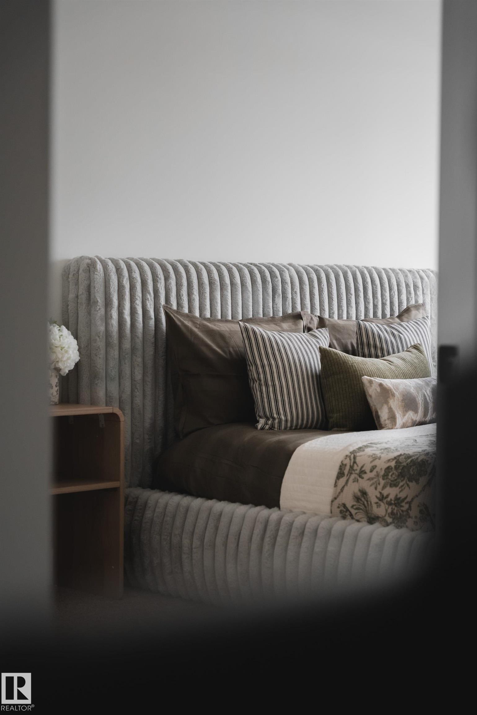 66 Akinsdale Gardens, St. Albert, AB - Indoor