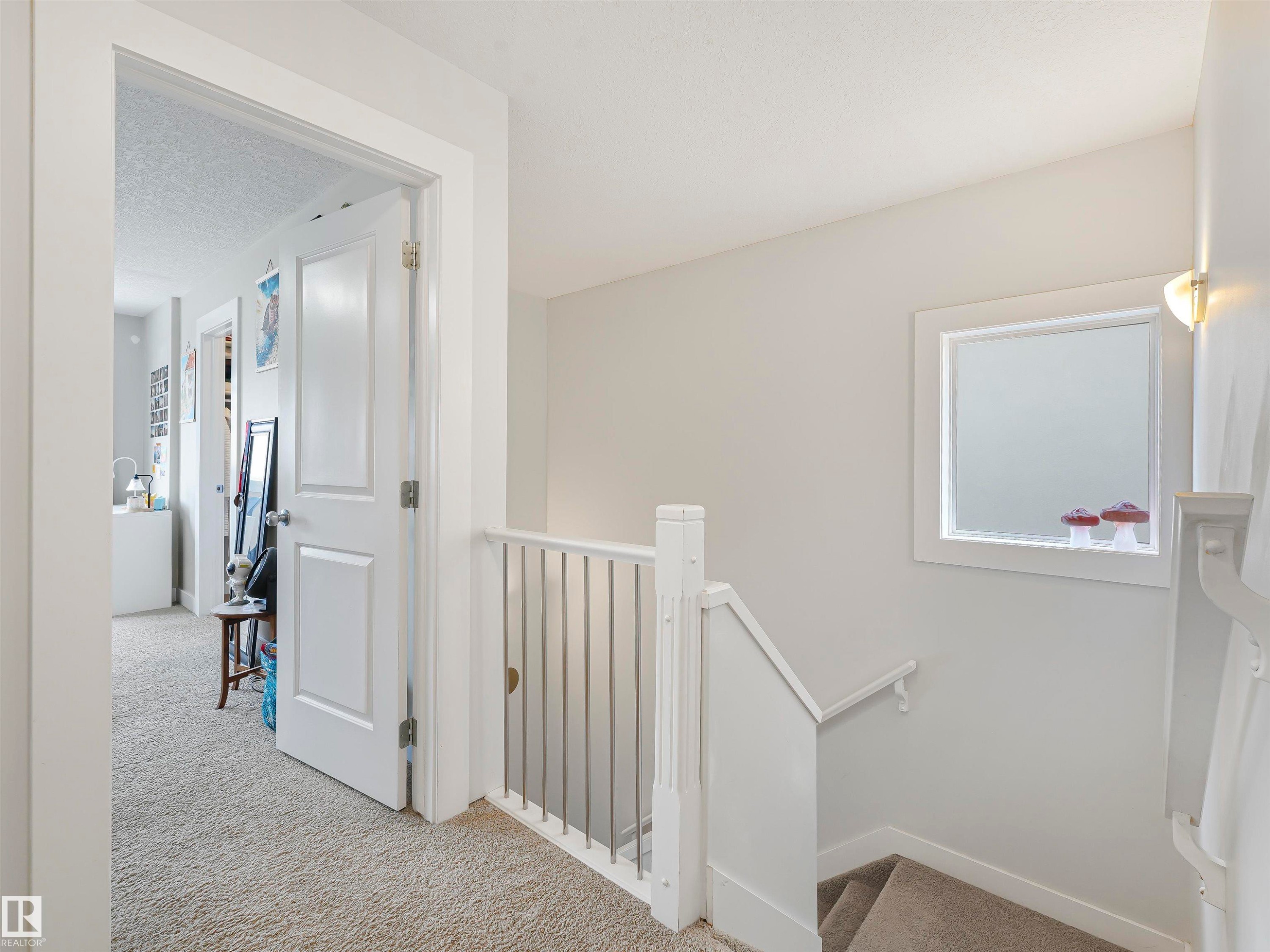 10941 76 Avenue, Edmonton, AB - Indoor Photo Showing Other Room