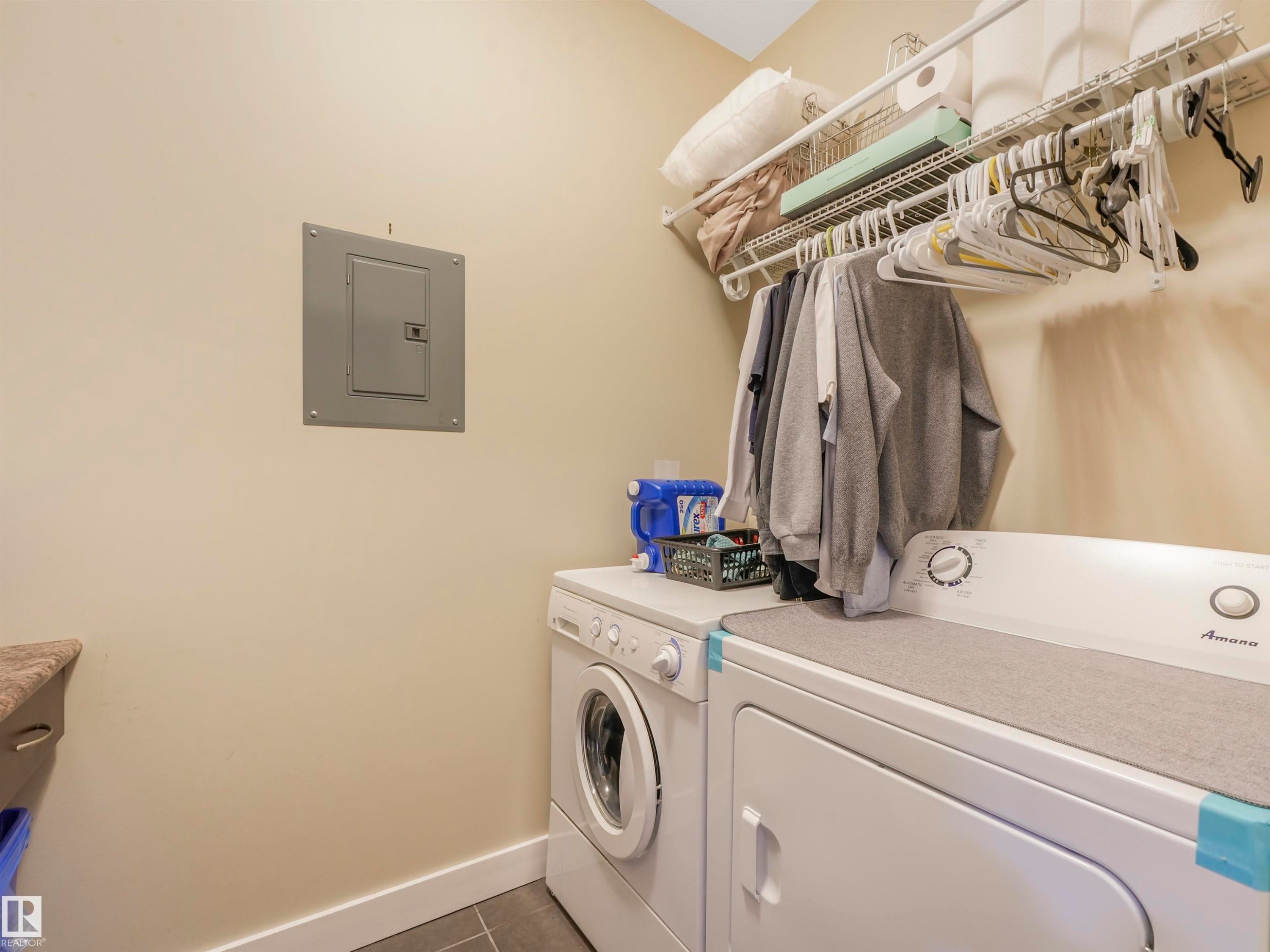 10943 76 Avenue, Edmonton, AB - Indoor Photo Showing Laundry Room