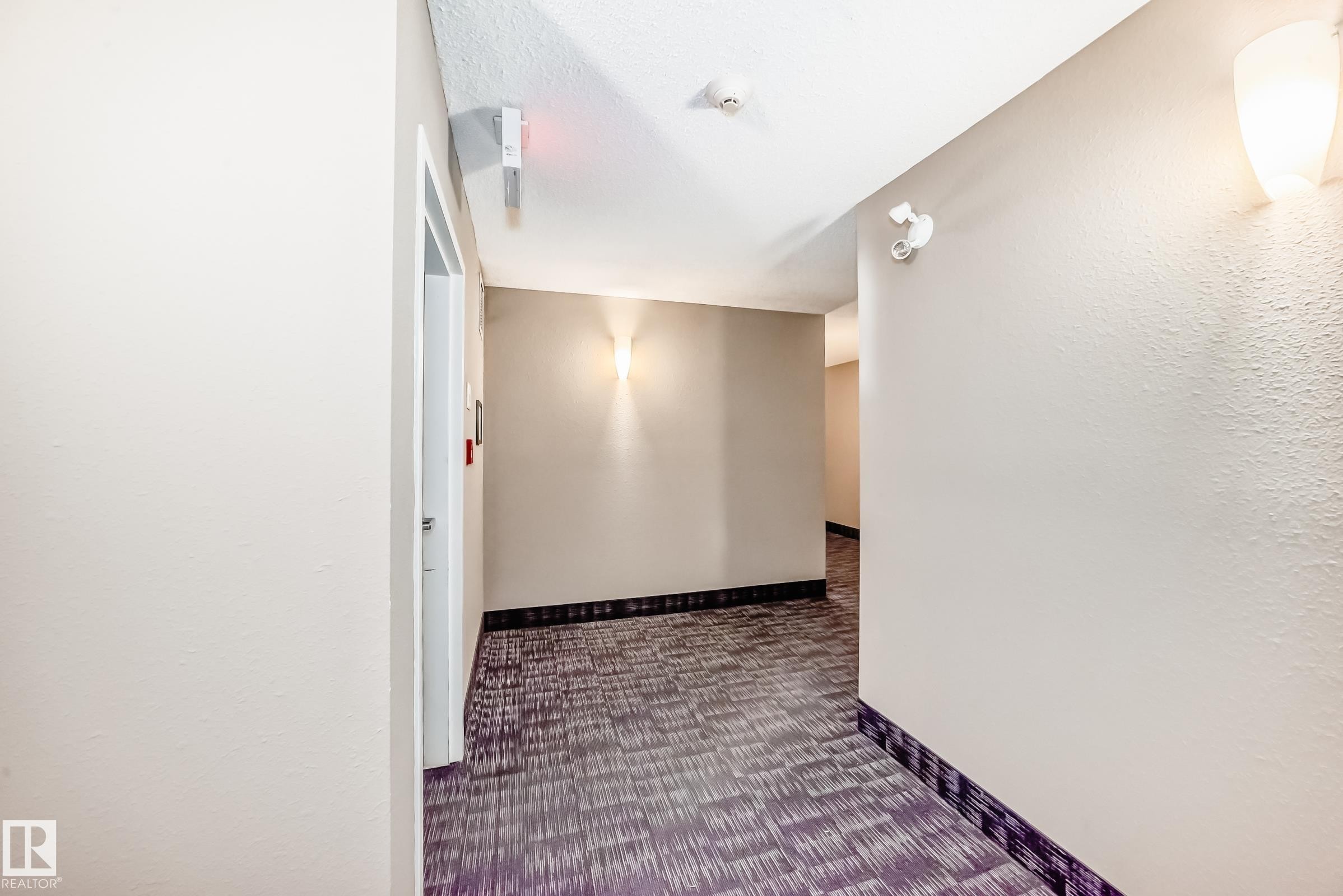 148-348 Windermere Road, Edmonton, AB - Indoor Photo Showing Other Room