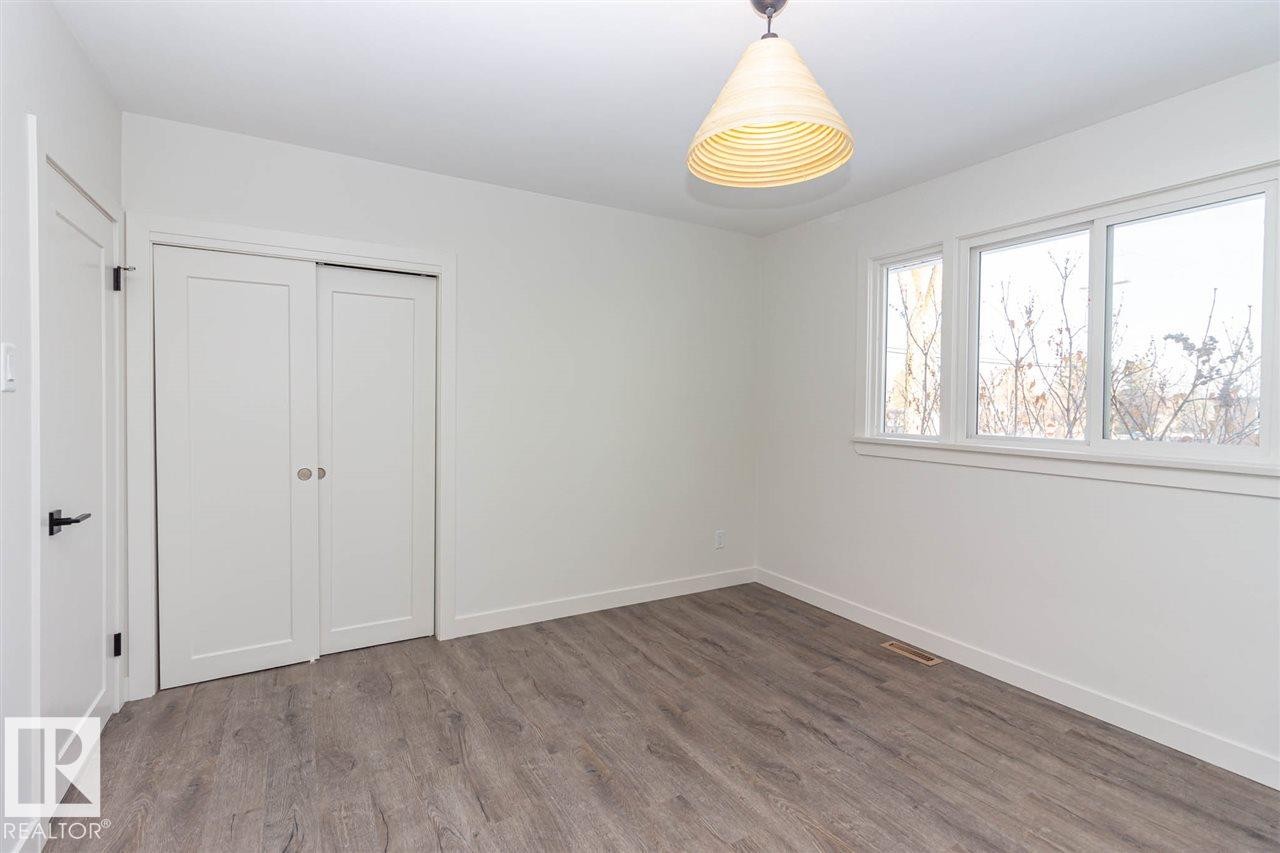 10536 76 Street, Edmonton, AB - Indoor Photo Showing Other Room