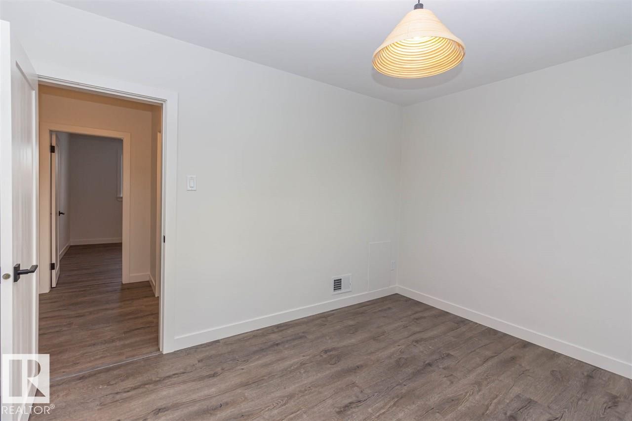 10536 76 Street, Edmonton, AB - Indoor Photo Showing Other Room
