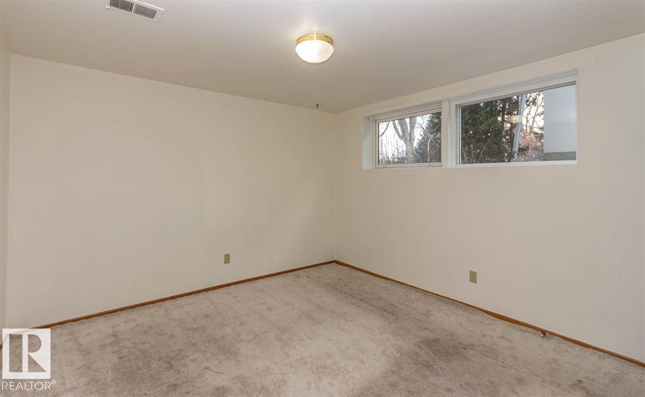 10536 76 Street, Edmonton, AB - Indoor Photo Showing Other Room