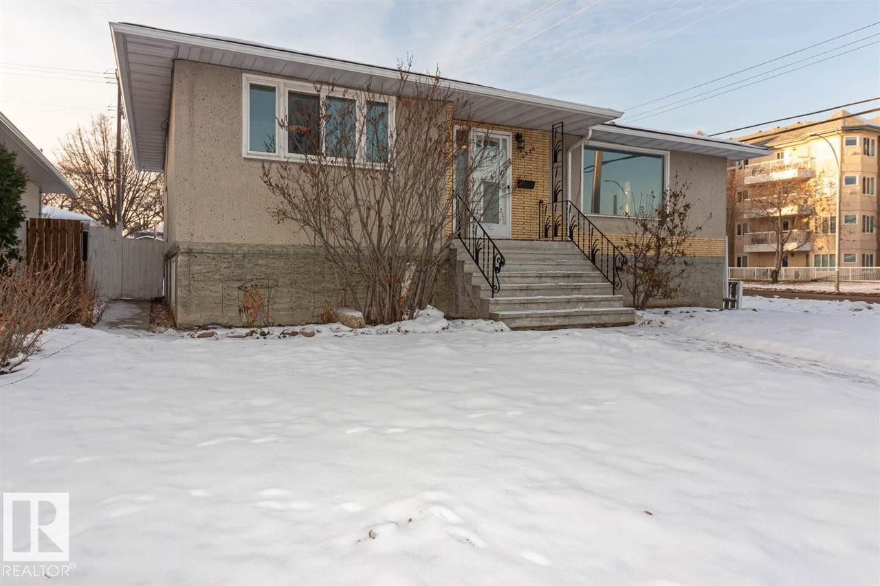 10536 76 Street, Edmonton, AB - Outdoor