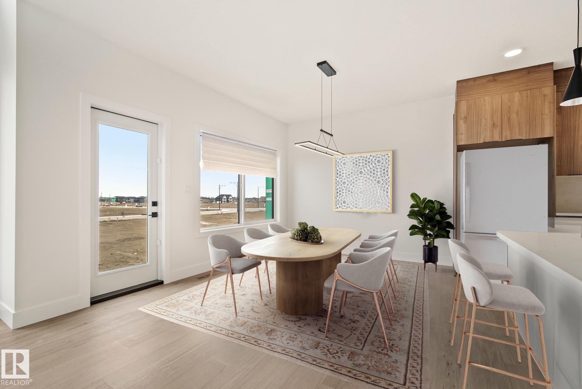 7095 Kiviaq Crescent, Edmonton, AB - Indoor Photo Showing Kitchen With Double Sink With Upgraded Kitchen