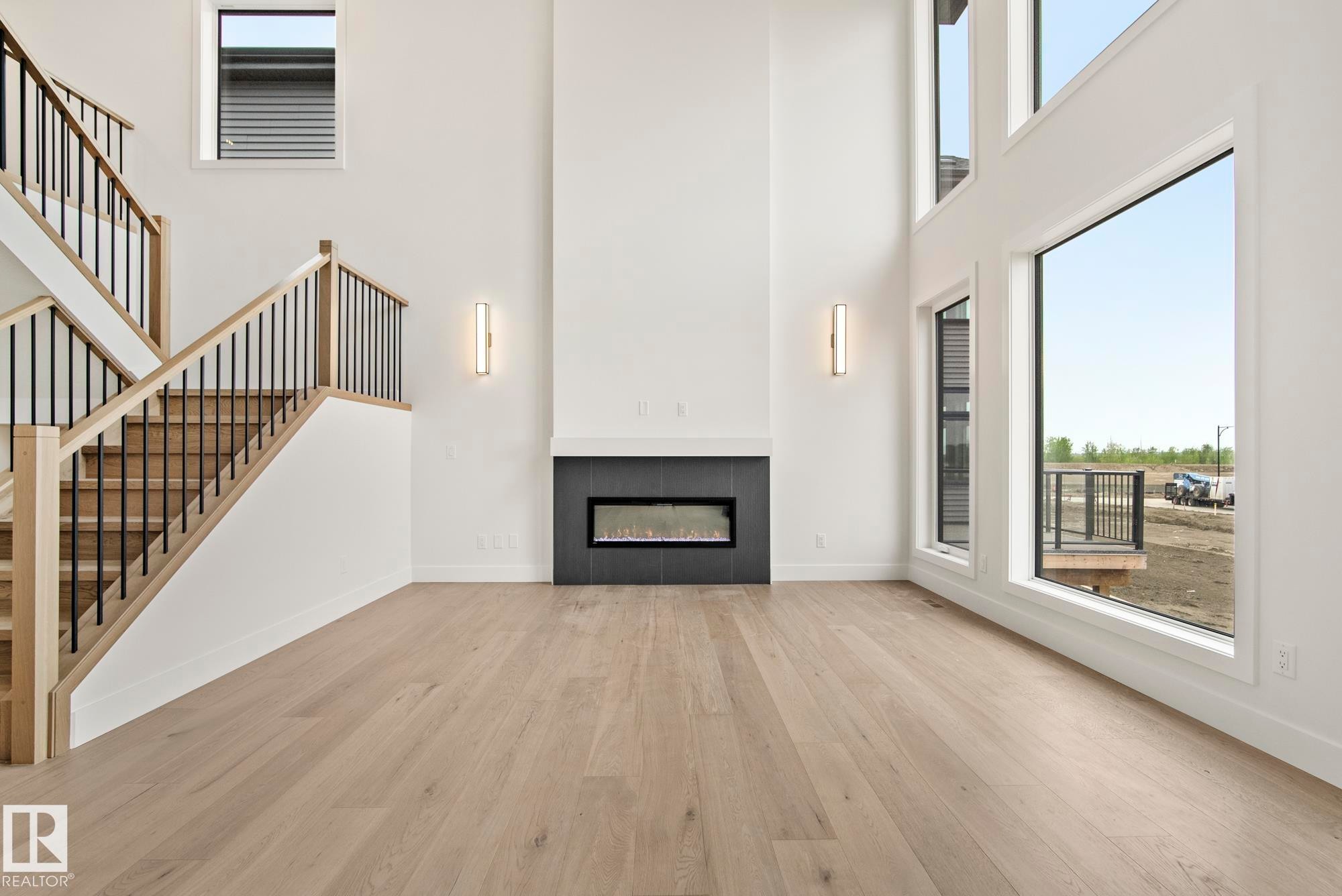 7095 Kiviaq Crescent, Edmonton, AB - Indoor Photo Showing Other Room