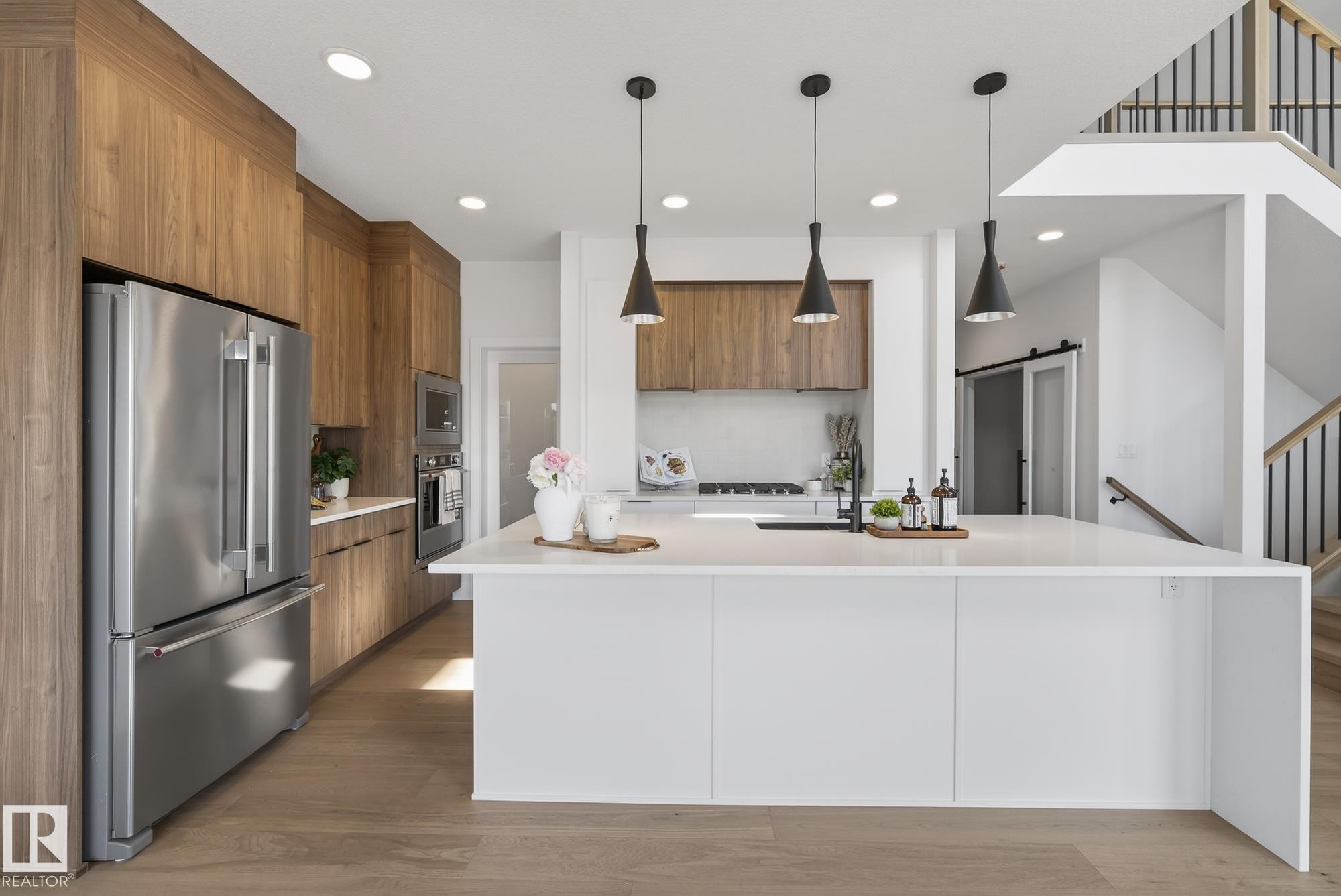 7095 Kiviaq Crescent, Edmonton, AB - Indoor Photo Showing Other Room