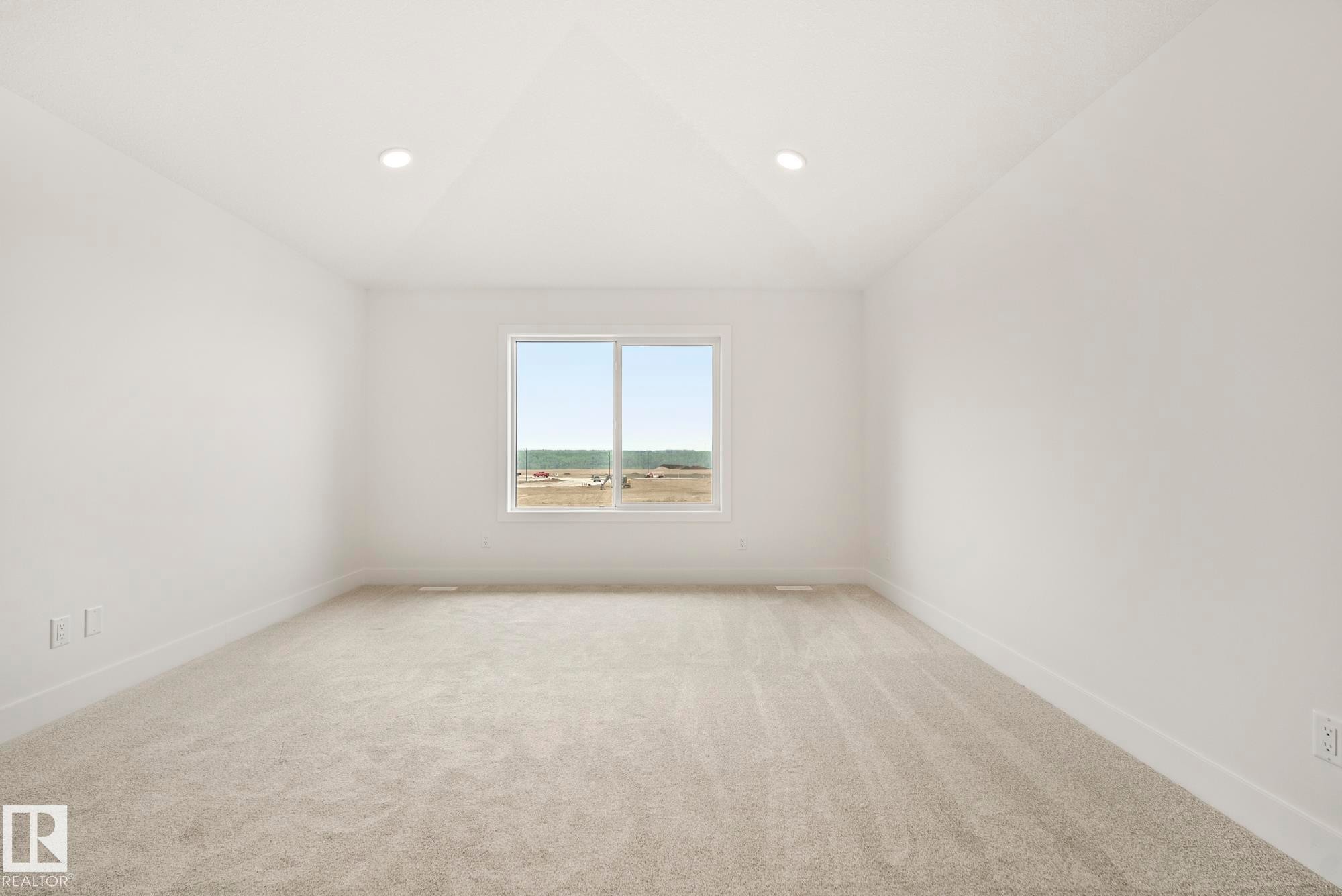 7095 Kiviaq Crescent, Edmonton, AB - With View