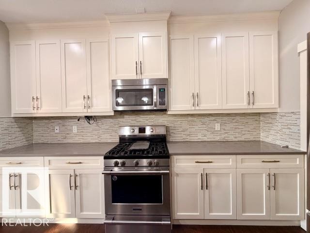 5025 53 Avenue, Calmar, AB - Indoor Photo Showing Kitchen