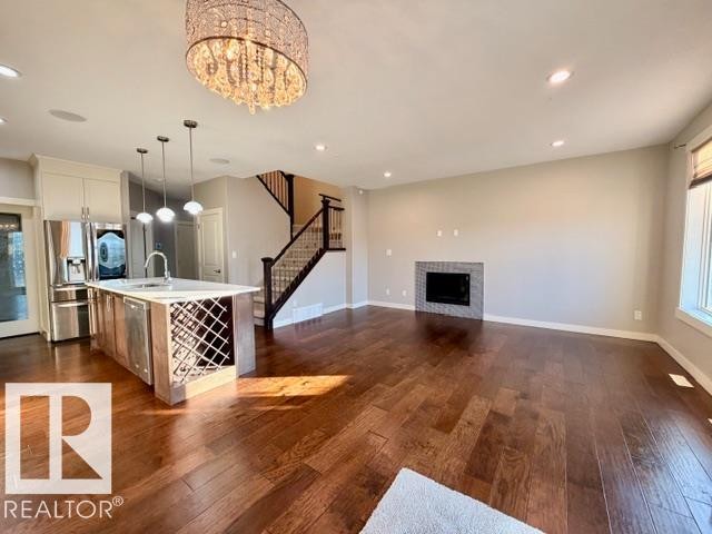 5025 53 Avenue, Calmar, AB - Indoor