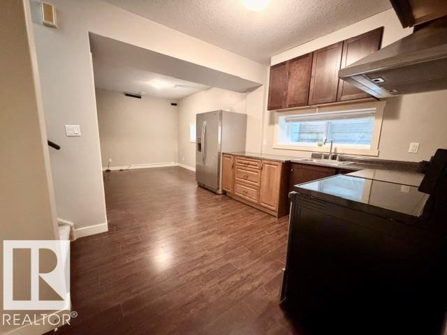 5025 53 Avenue, Calmar, AB - Indoor Photo Showing Kitchen