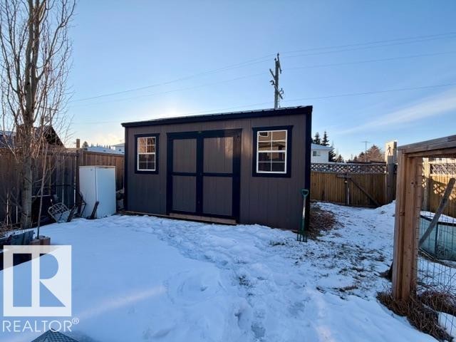 5025 53 Avenue, Calmar, AB - Outdoor