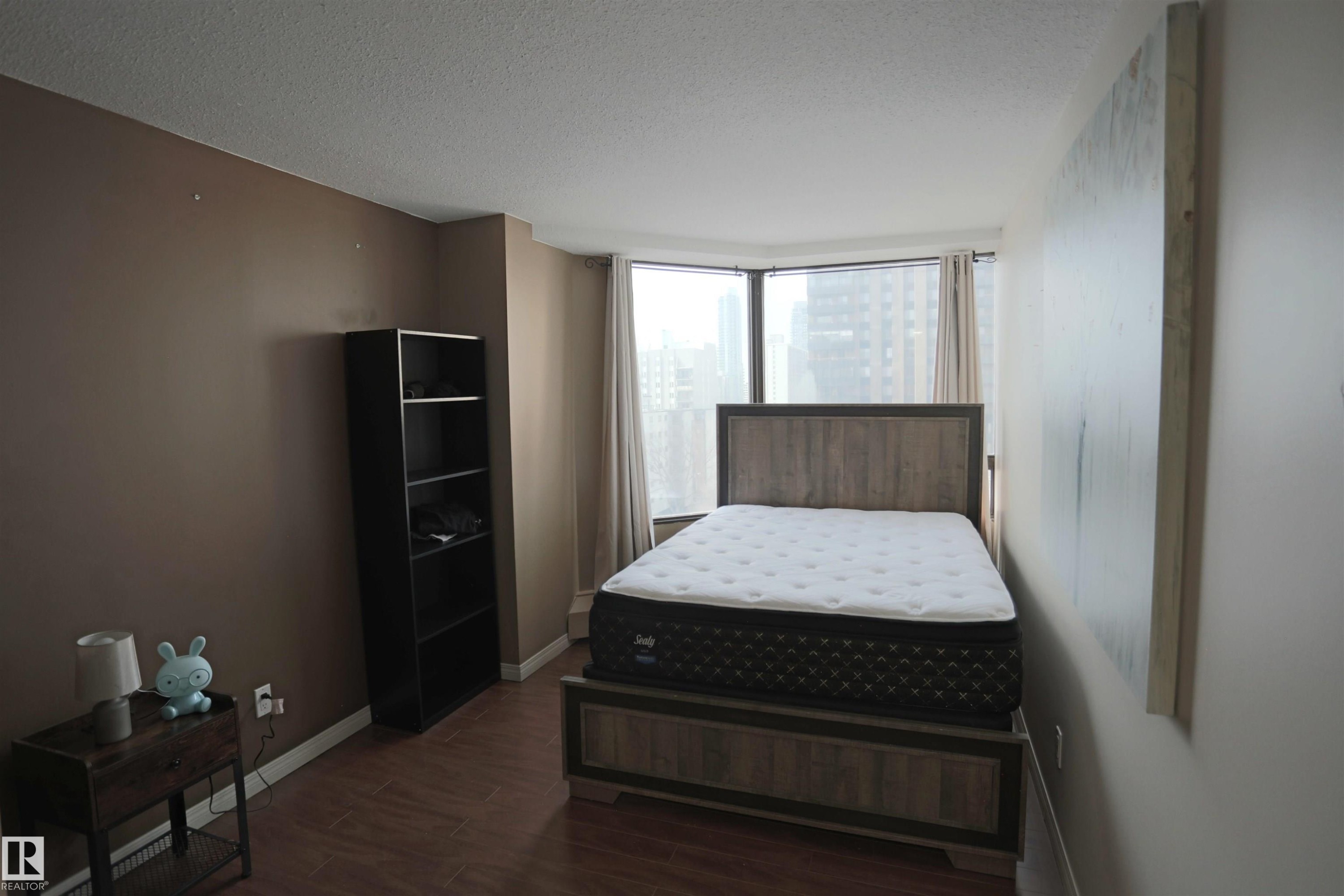 804 10160 114 Street, Edmonton, AB - Indoor Photo Showing Bedroom