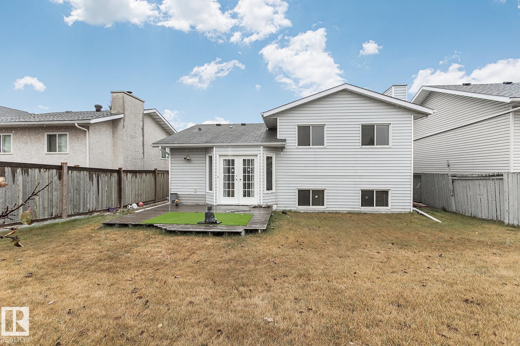 Edmonton, AB - Outdoor