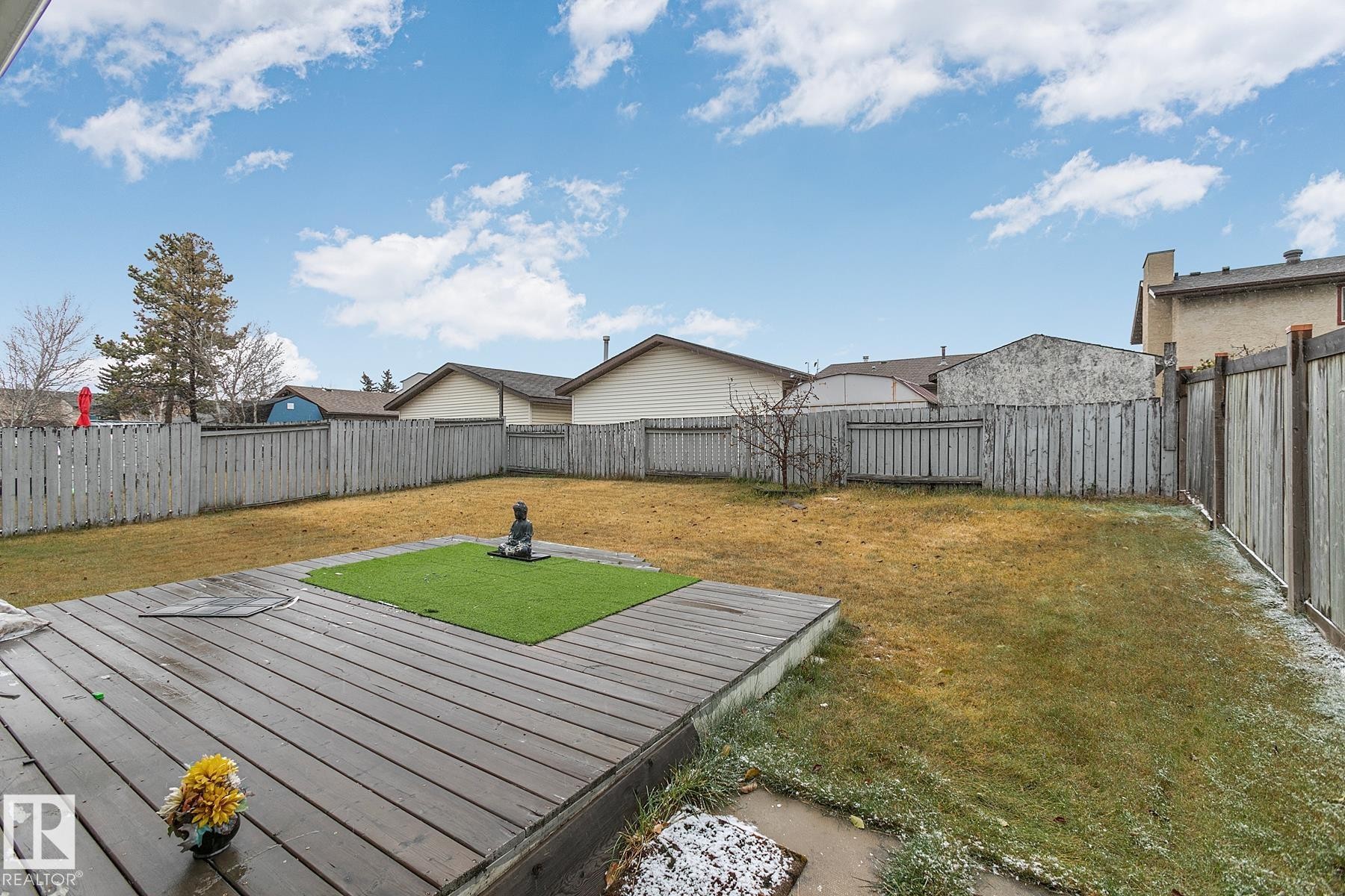 Edmonton, AB - Outdoor