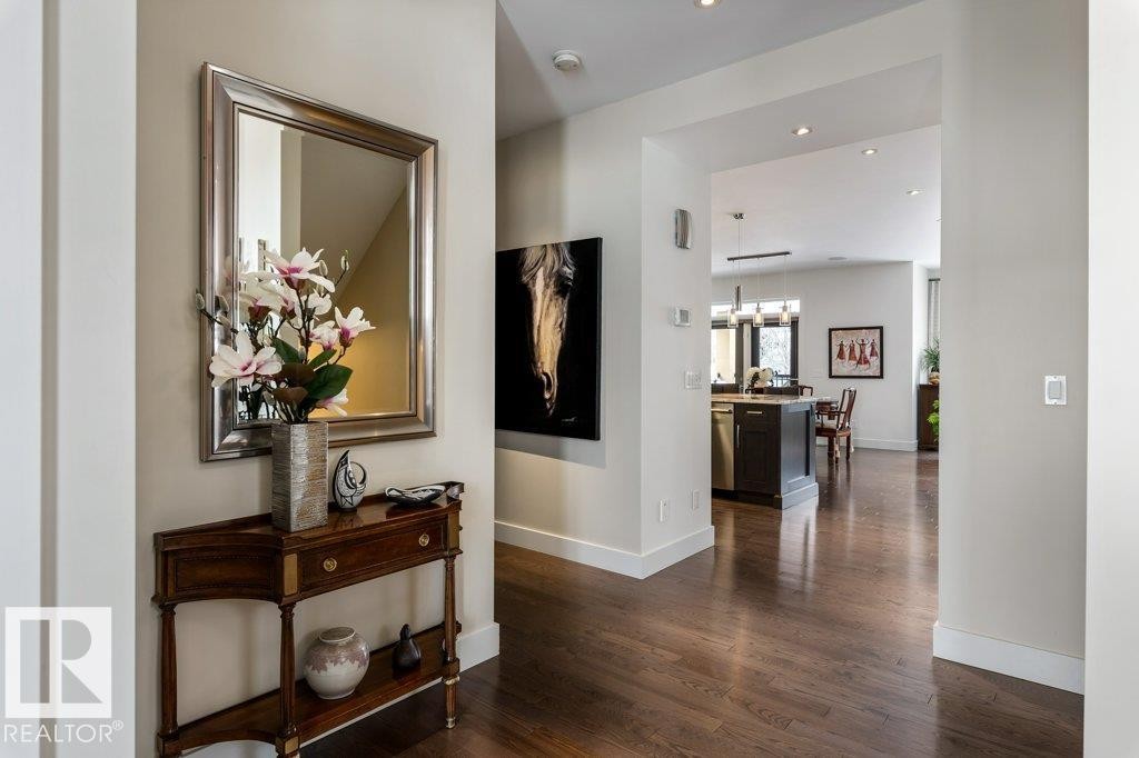 4522 Donsdale Drive Nw, Edmonton, AB - Indoor Photo Showing Other Room