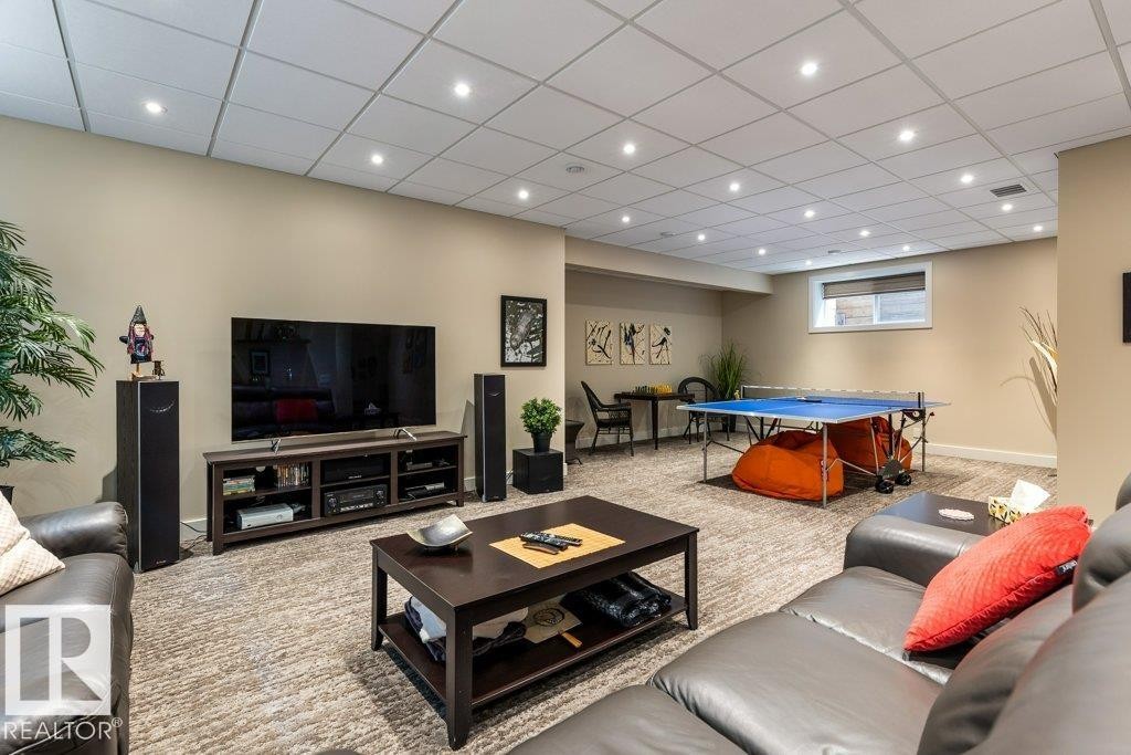 4522 Donsdale Drive Nw, Edmonton, AB - Indoor Photo Showing Basement