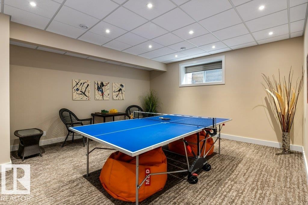 4522 Donsdale Drive Nw, Edmonton, AB - Indoor Photo Showing Other Room