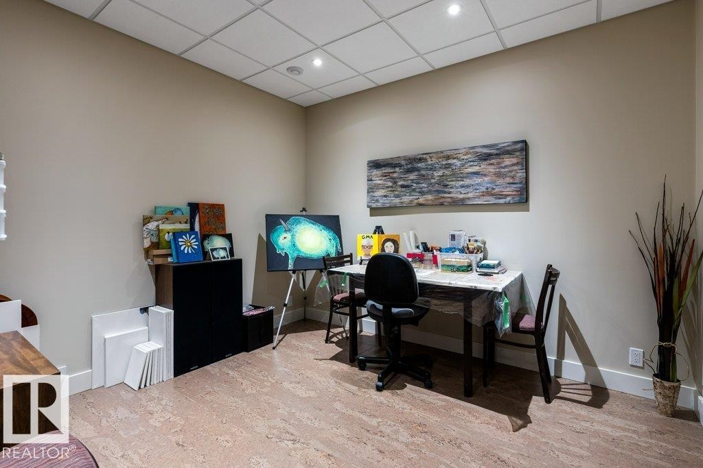 4522 Donsdale Drive Nw, Edmonton, AB - Indoor Photo Showing Office