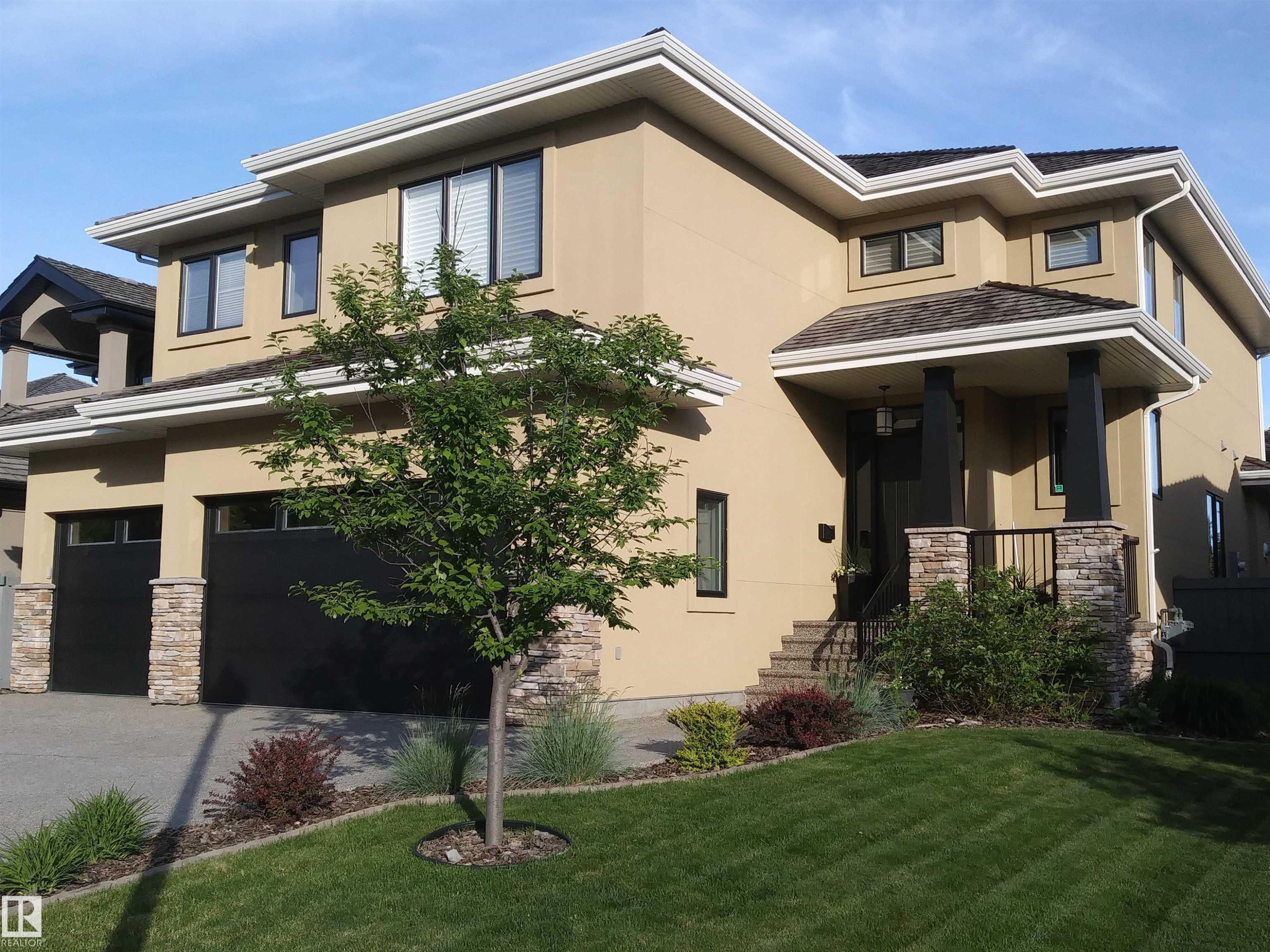 4522 Donsdale Drive Nw, Edmonton, AB - Outdoor With Deck Patio Veranda