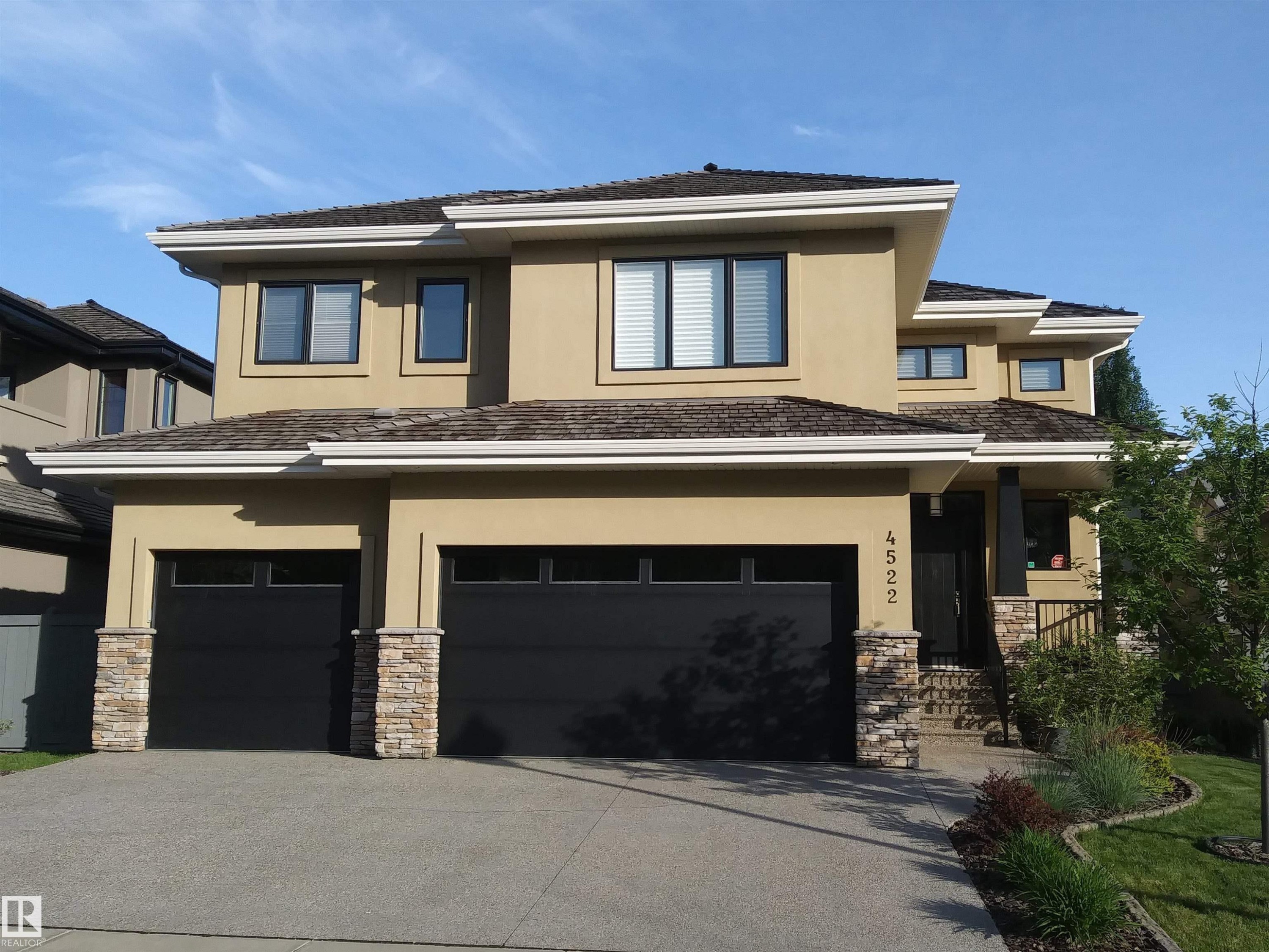 4522 Donsdale Drive Nw, Edmonton, AB - Outdoor With Facade