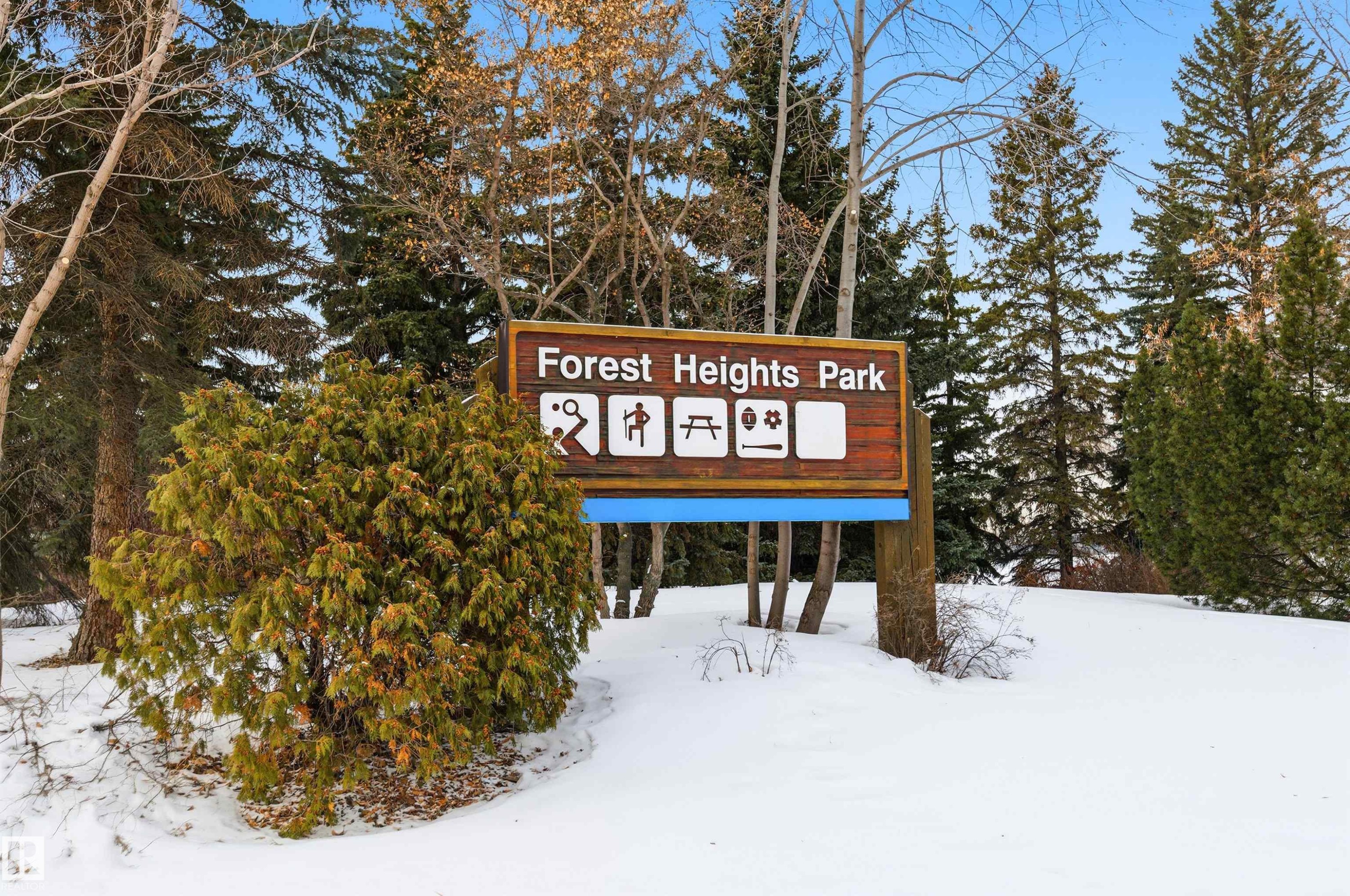 View of community sign - 10332 82 Street, Edmonton, AB - Outdoor