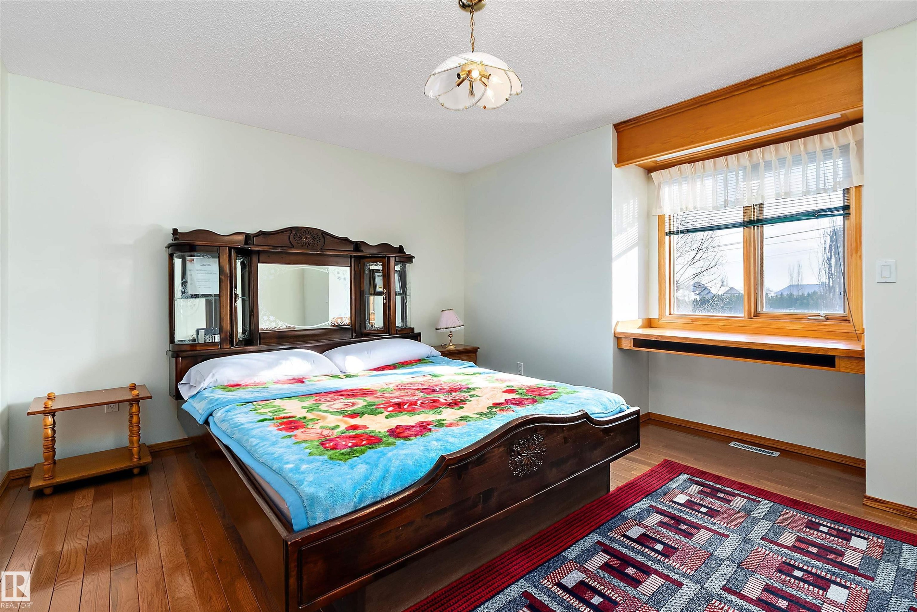93 Cormack Crescent, Edmonton, AB - Indoor Photo Showing Bedroom