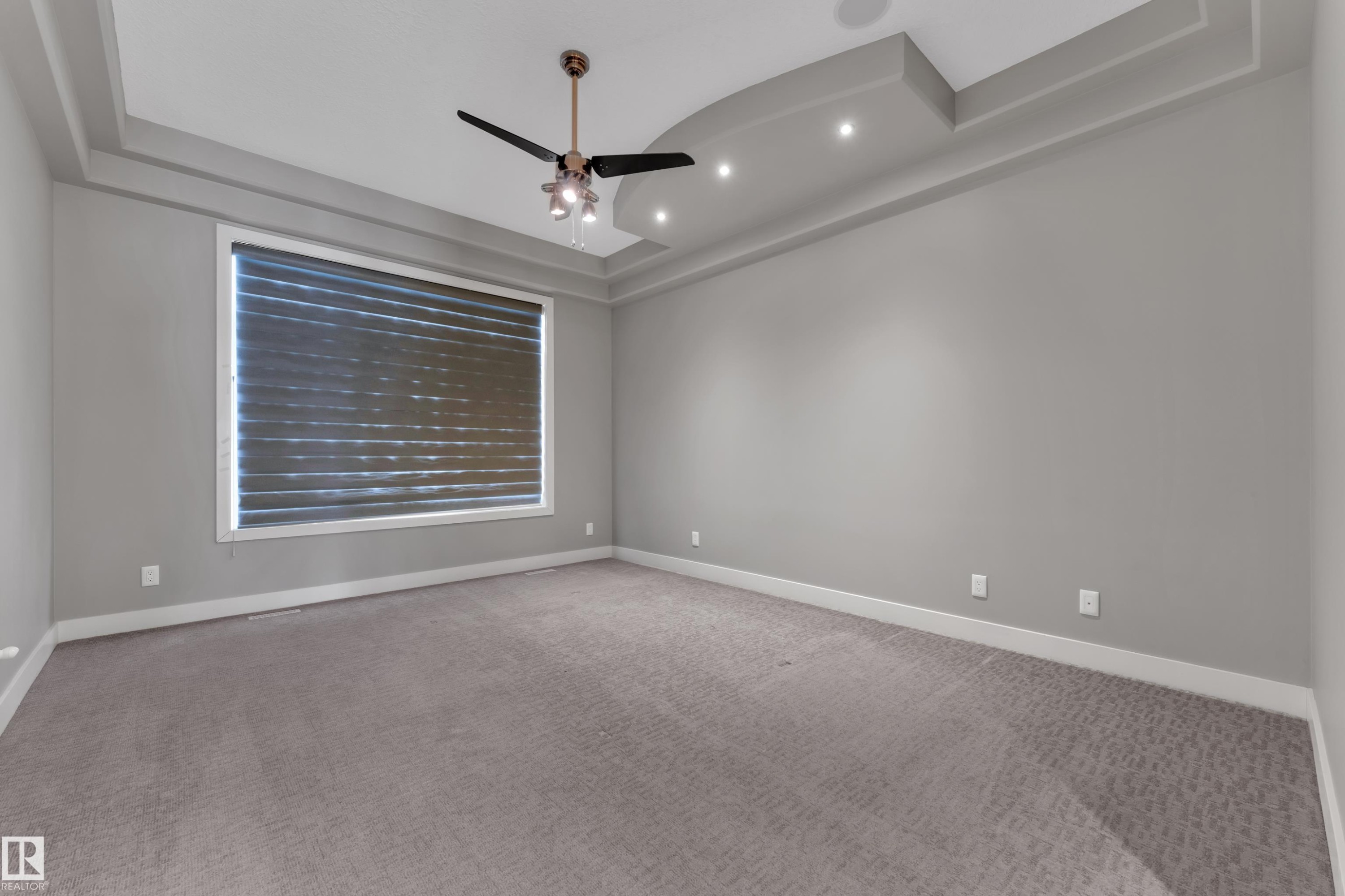 4107 Westcliff Heath, Edmonton, AB - Indoor Photo Showing Other Room