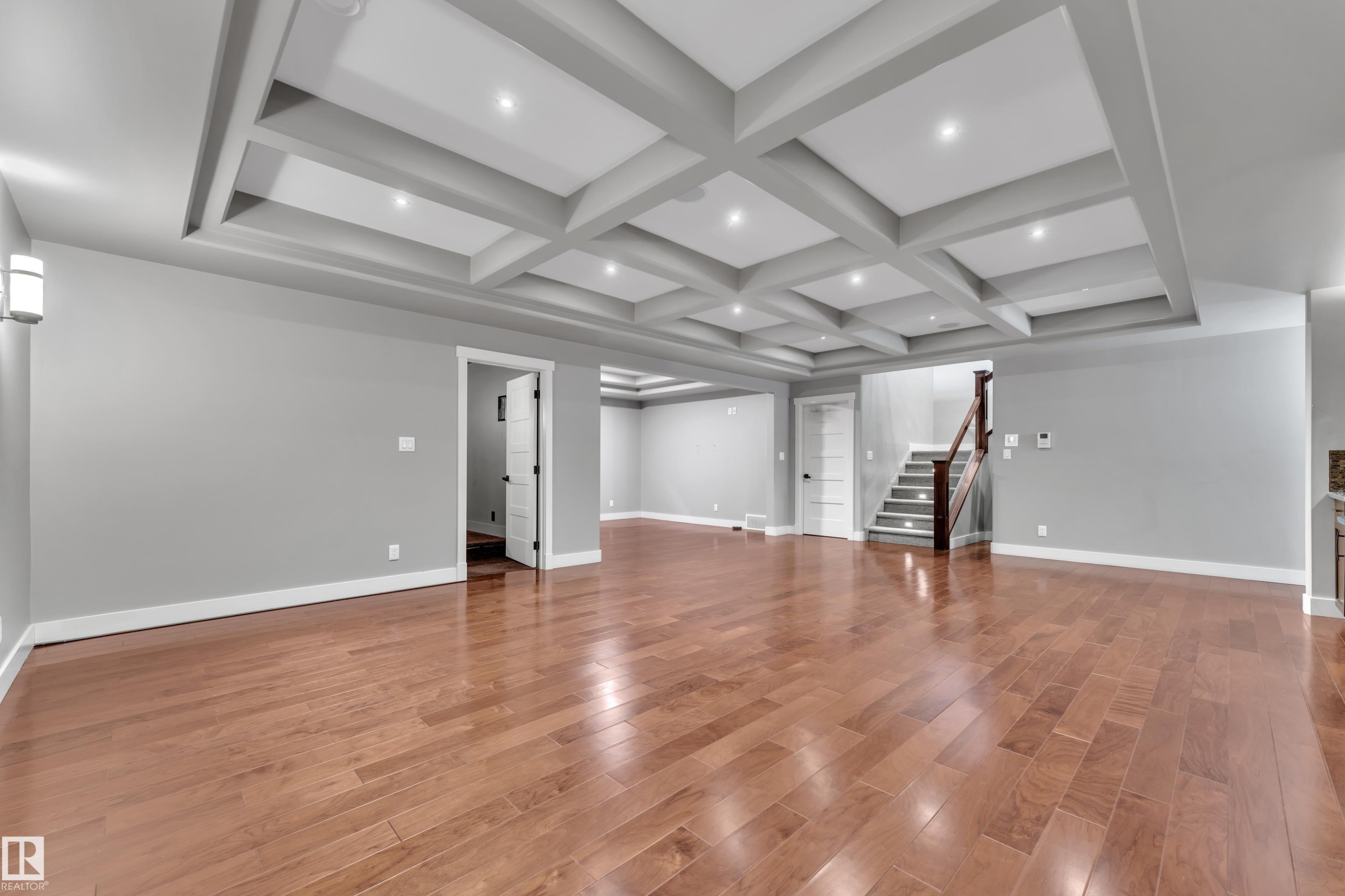 4107 Westcliff Heath, Edmonton, AB - Indoor Photo Showing Other Room