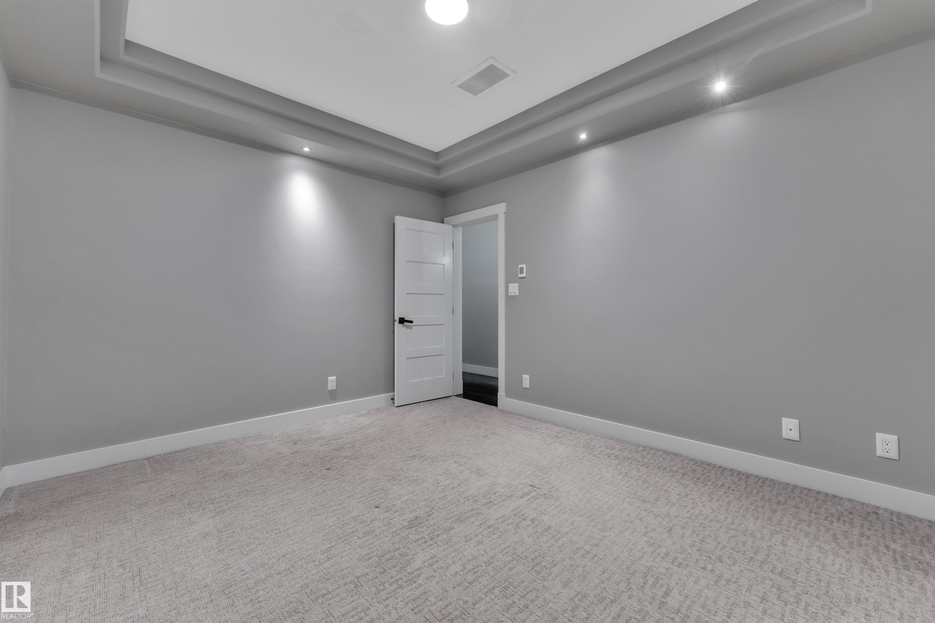 4107 Westcliff Heath, Edmonton, AB - Indoor Photo Showing Other Room