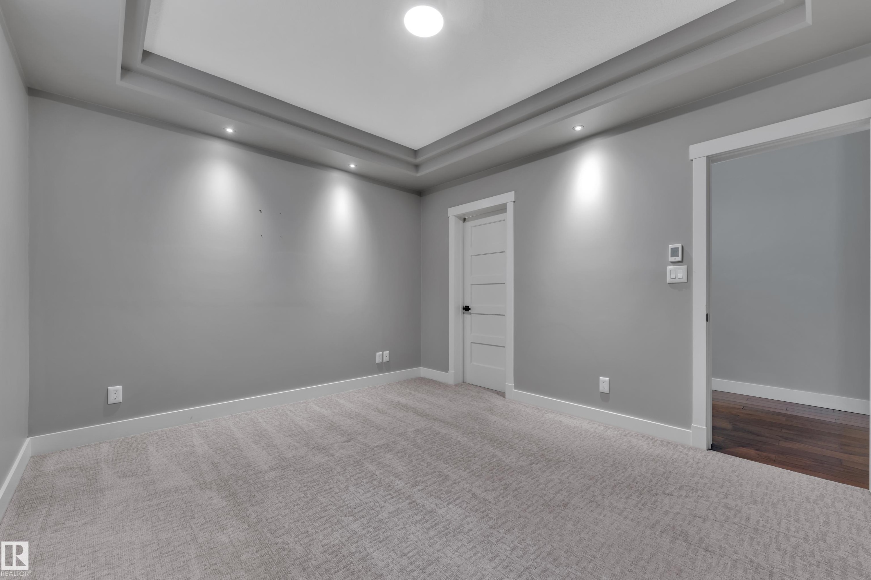 4107 Westcliff Heath, Edmonton, AB - Indoor Photo Showing Other Room