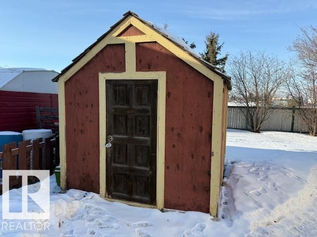 18 Maple Terrace, Edmonton, AB